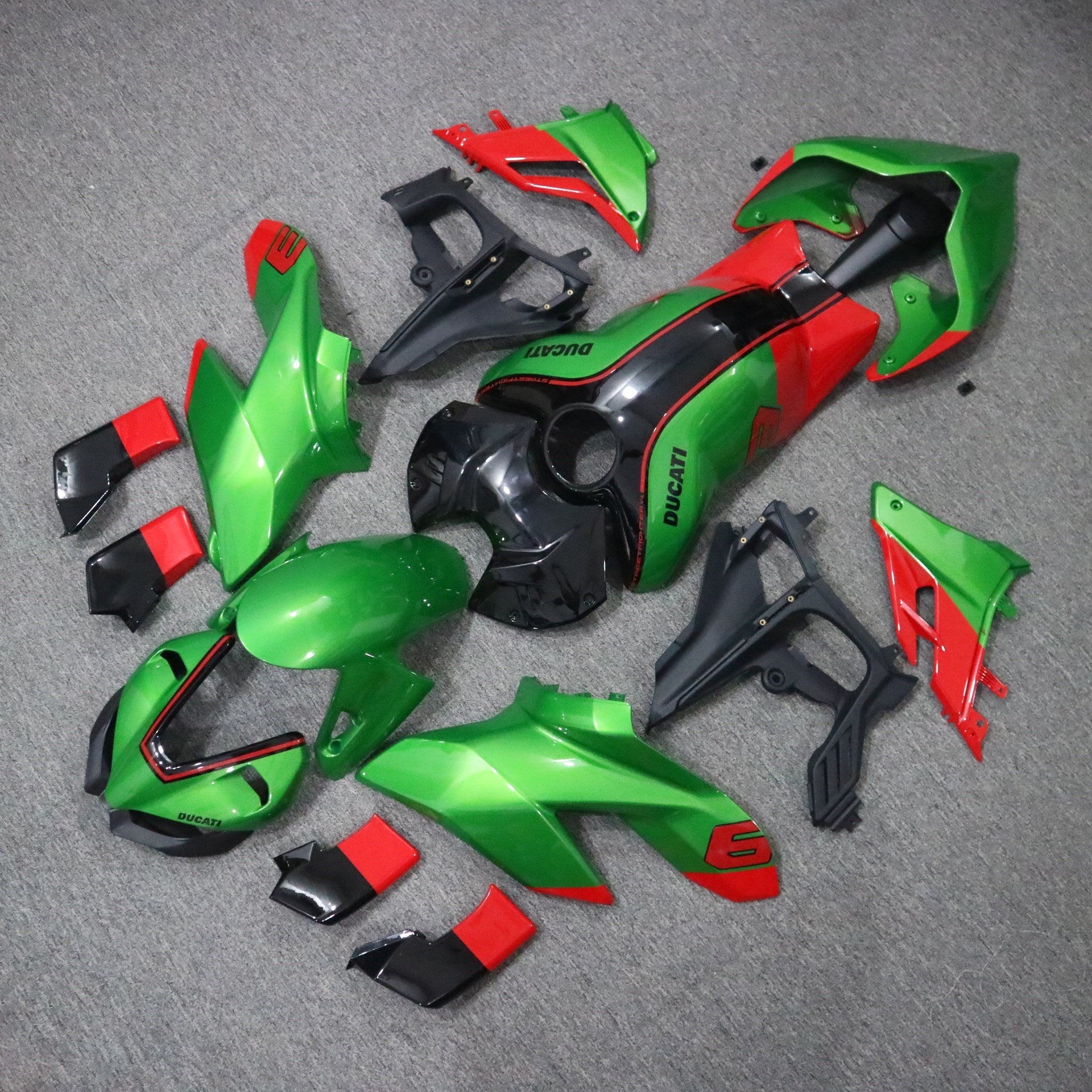 Amotopart 2020-2023 Ducati Street Fighter V4 Green Red Fairing Kit