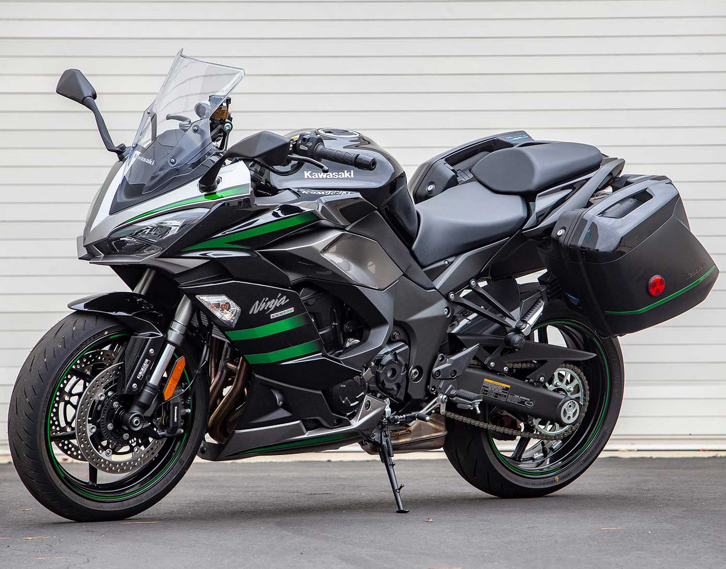 Amotopart 2020-2025 Kawasaki Z1000SX Ninja 1000SX/1100SX Black Green Line Fairing Kit