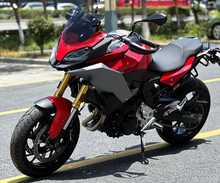 Amotopart 2021-2024 BMW F900XR Red Fairing Kit