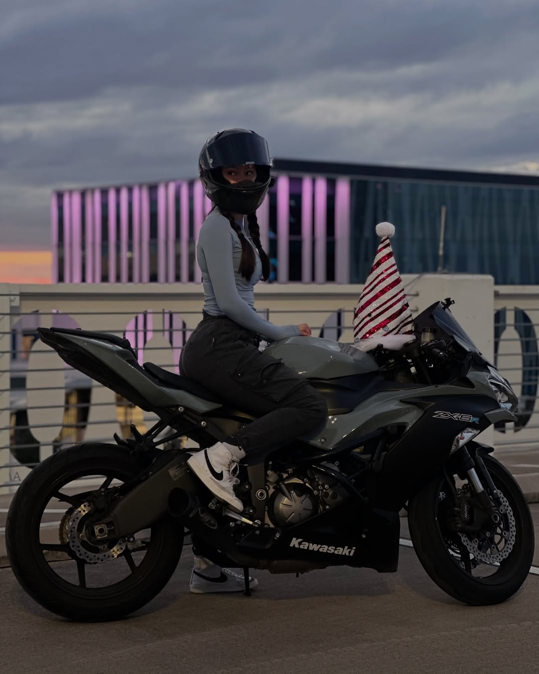 Amotopart Kawasaki ZX6R 2019-2023 Gray Black Fairing Kit