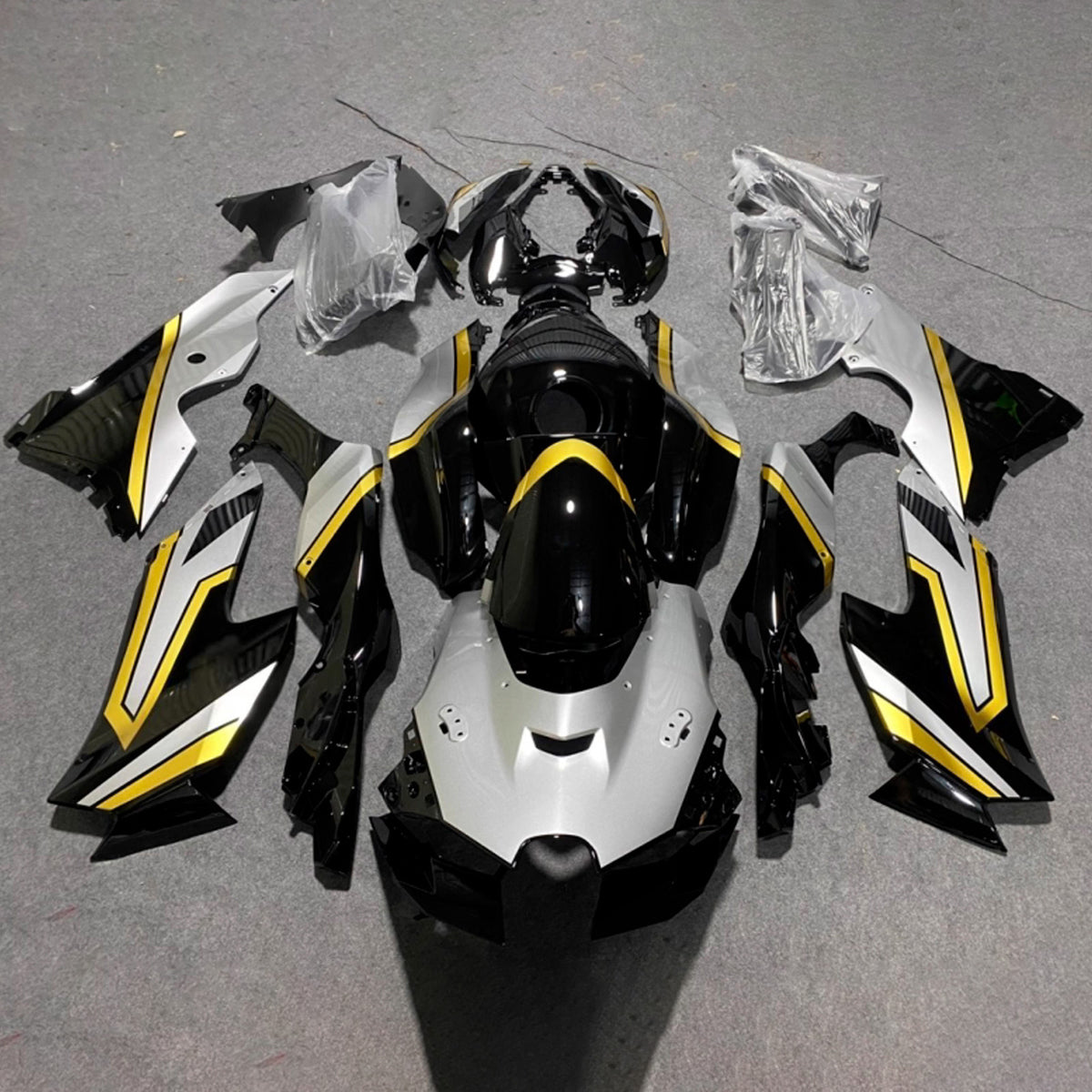 Amotopart 2021-2025 Kawasaki ZX-10R ZX-10RR Black Gold Gray Fairing Kit