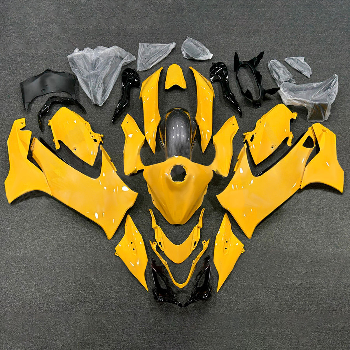 Zestaw owiewek Amotopart 2021-2026 Suzuki Hayabusa GSX1300R żółto-czarny