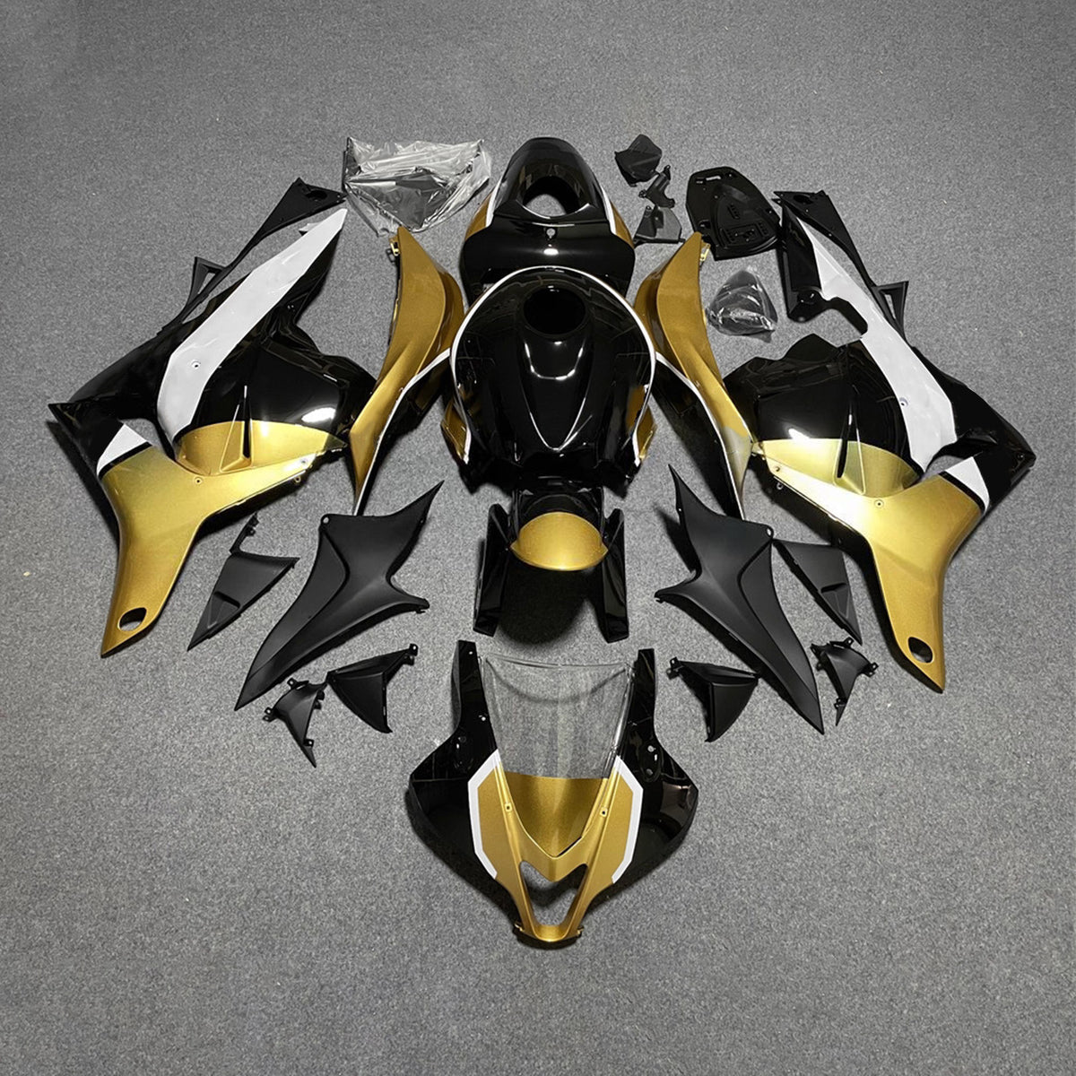 Amotopart 2009-2012 Honda CBR600RR F5 zwart goud kuipset