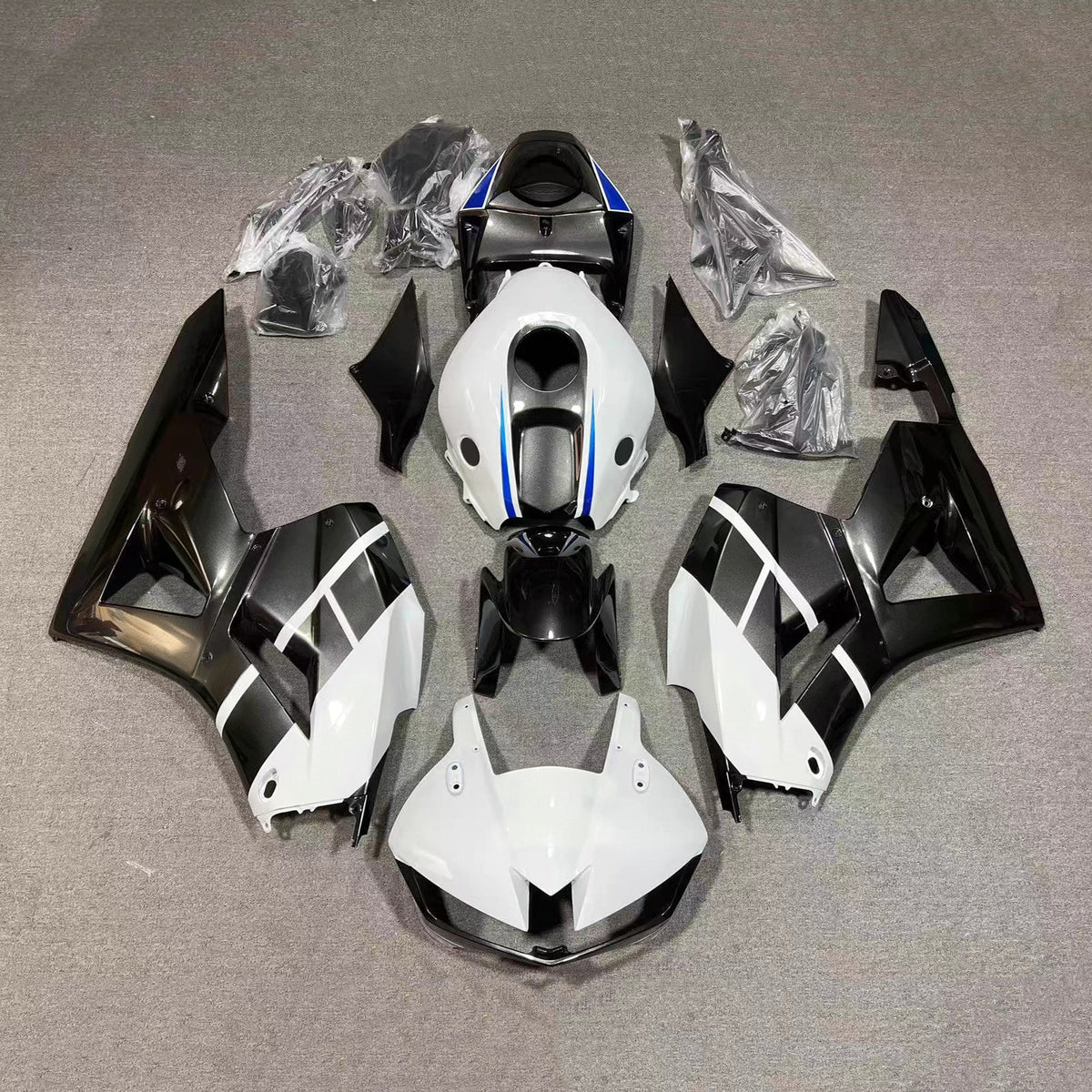 Amotopart 2013-2025 Honda CBR600RR F5 Black White Fairing Kit
