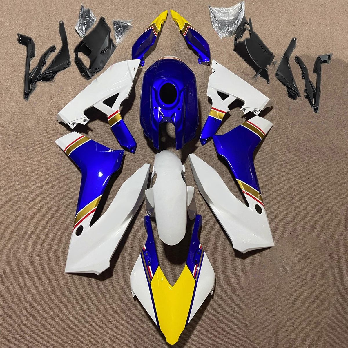 Amotopart 2024-2026 Honda CBR650R White Blue Yellow Kiting Kit
