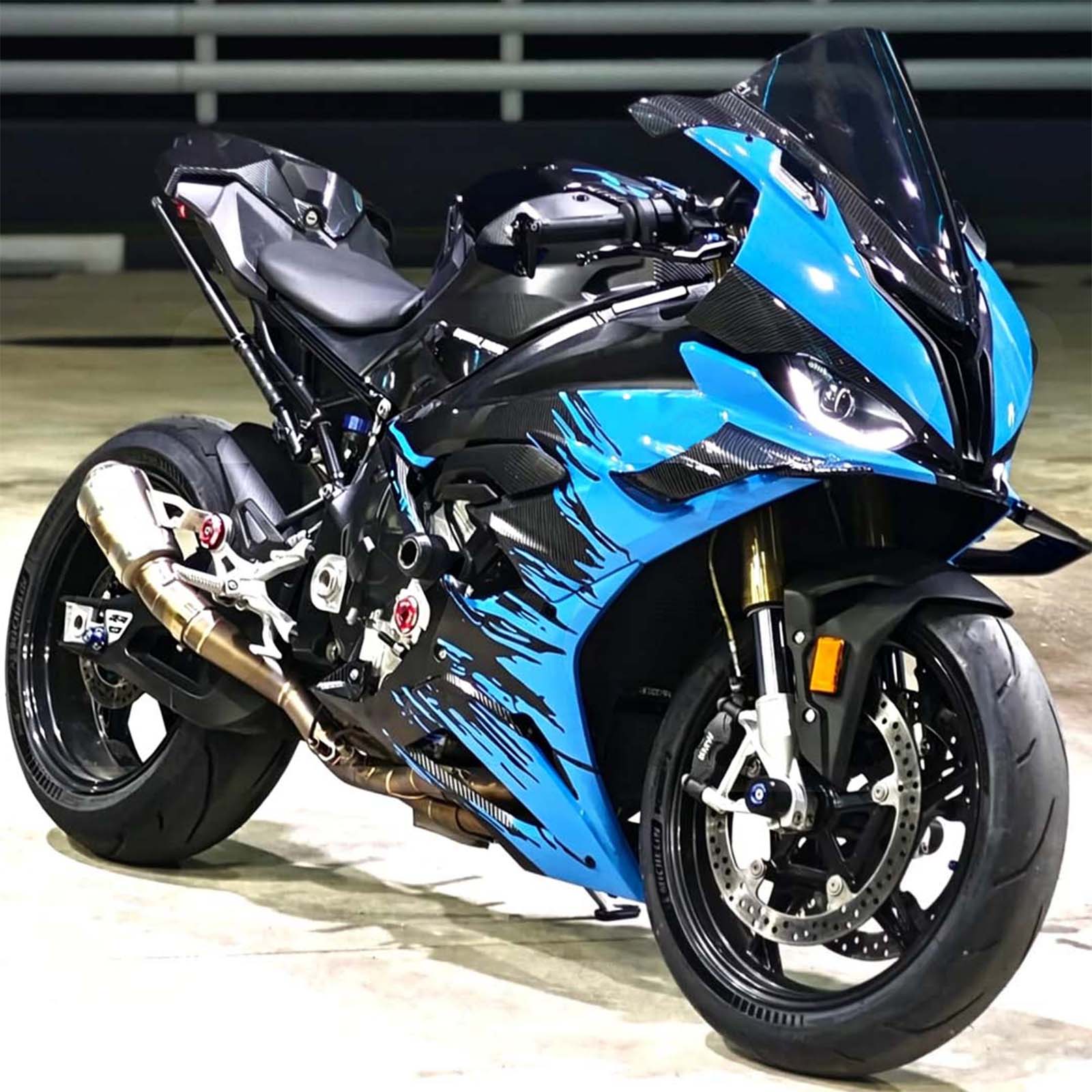 Amotopart 2023-2024 BMW S1000RR Blue Black Carbon Fiber Pattern Fairing Kit