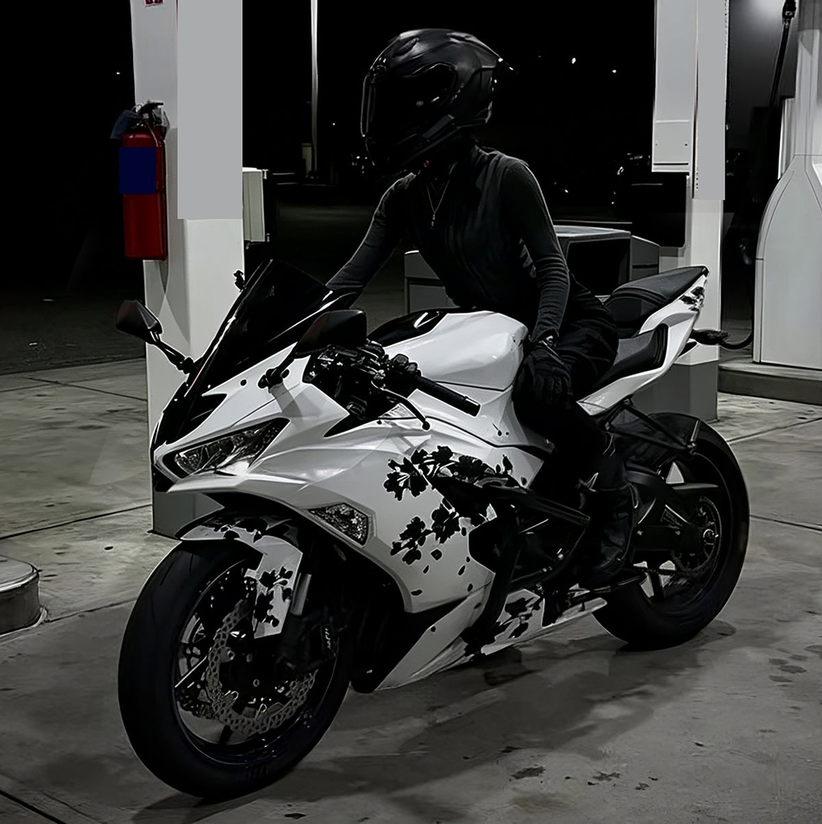 Amotopart 2019-2023 Kawasaki ZX6R White Black Fairing Kit