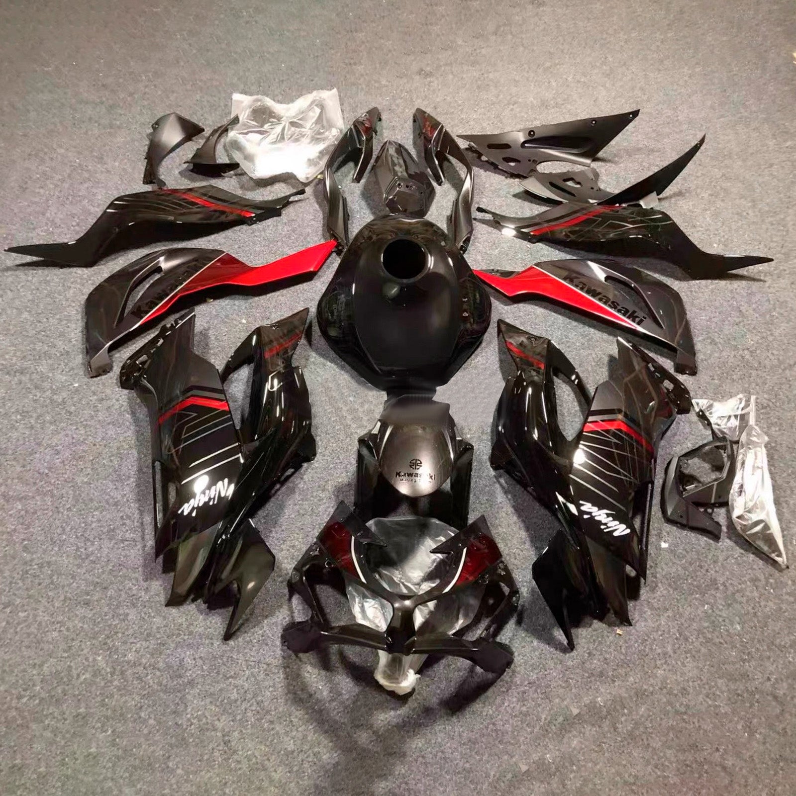 Amotopart 2024-2025 Kawasaki ZX-6R Black Red Fairing Kit