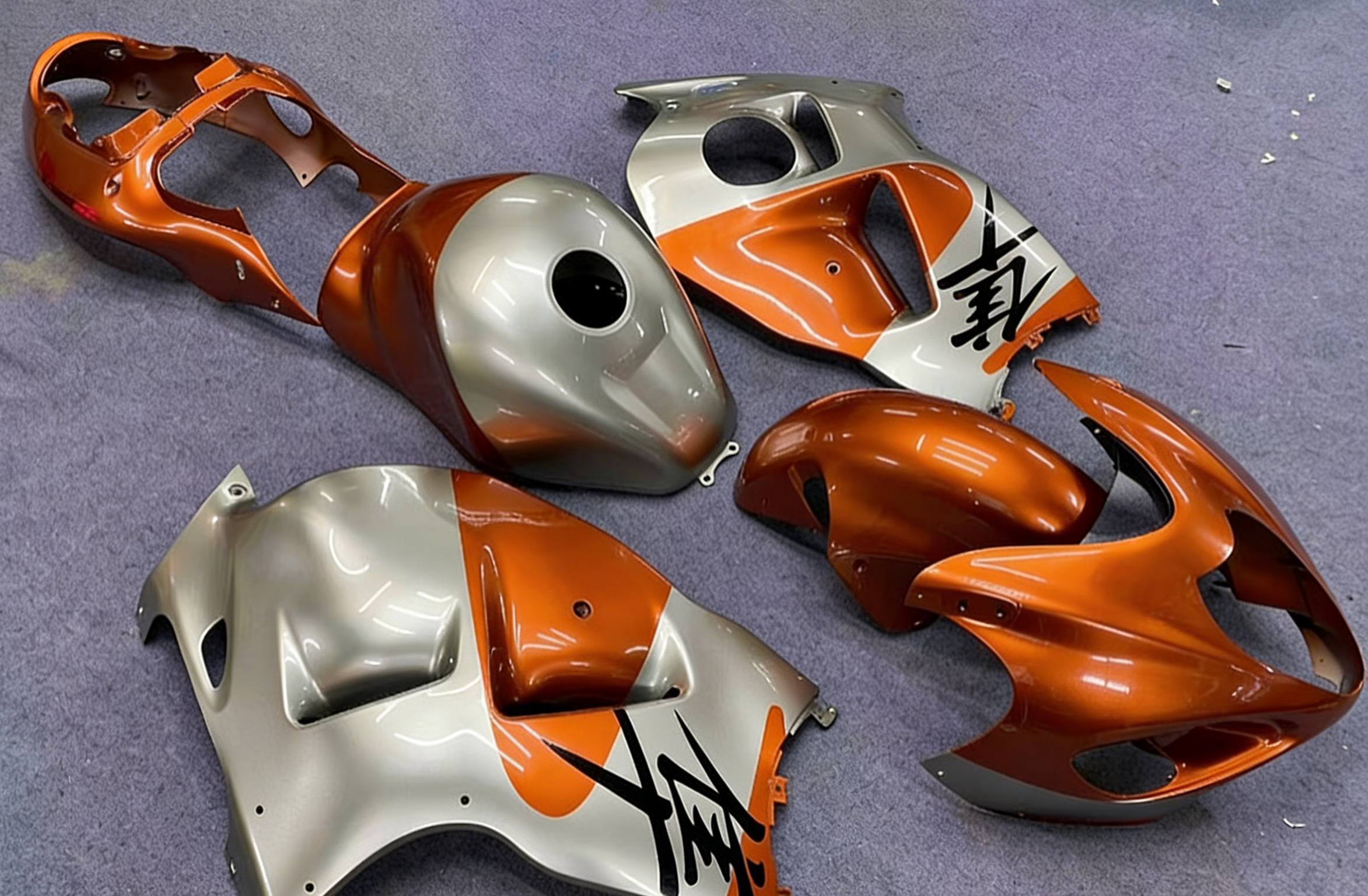 Amotopart 1999-2007 GSX1300R Hayabusa Suzuki Orange & Silver Fairing Kit