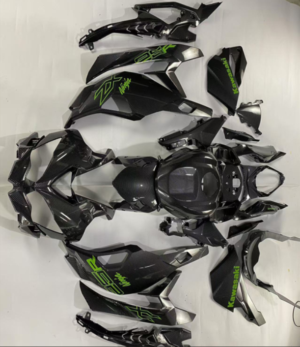 Amotopart 2019-2025 Ninja ZX-25R ZX-4R ZX-4RR Kawasaki Carbon Fiber Pattern Green Fairing Kit