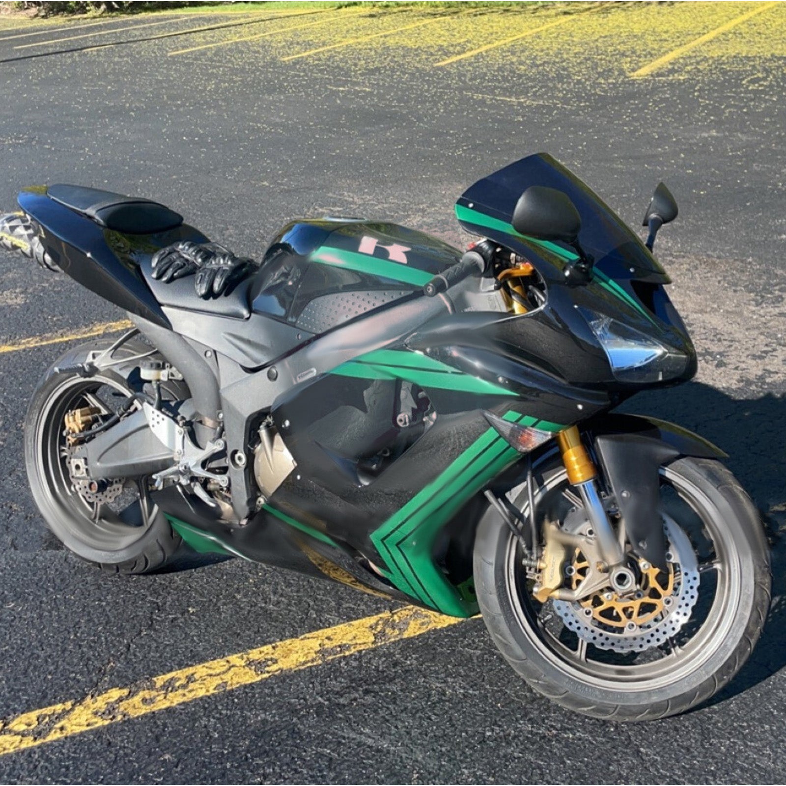 Amotopart 2005-2006 Kawasaki ZX6R 636 Green Black Fairing Kit