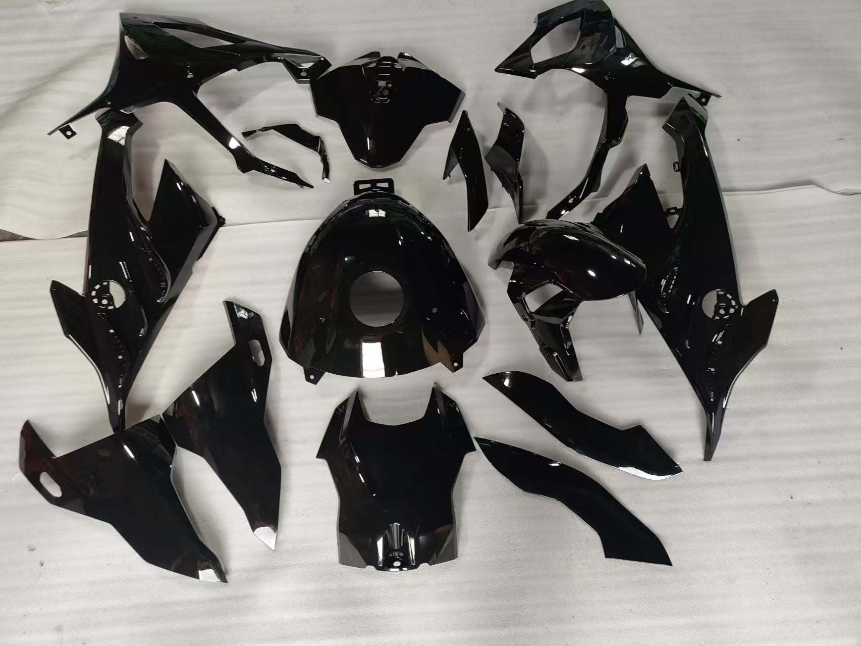 Amotopart 2023-2024 BMW S1000RR Black Fairing Kit