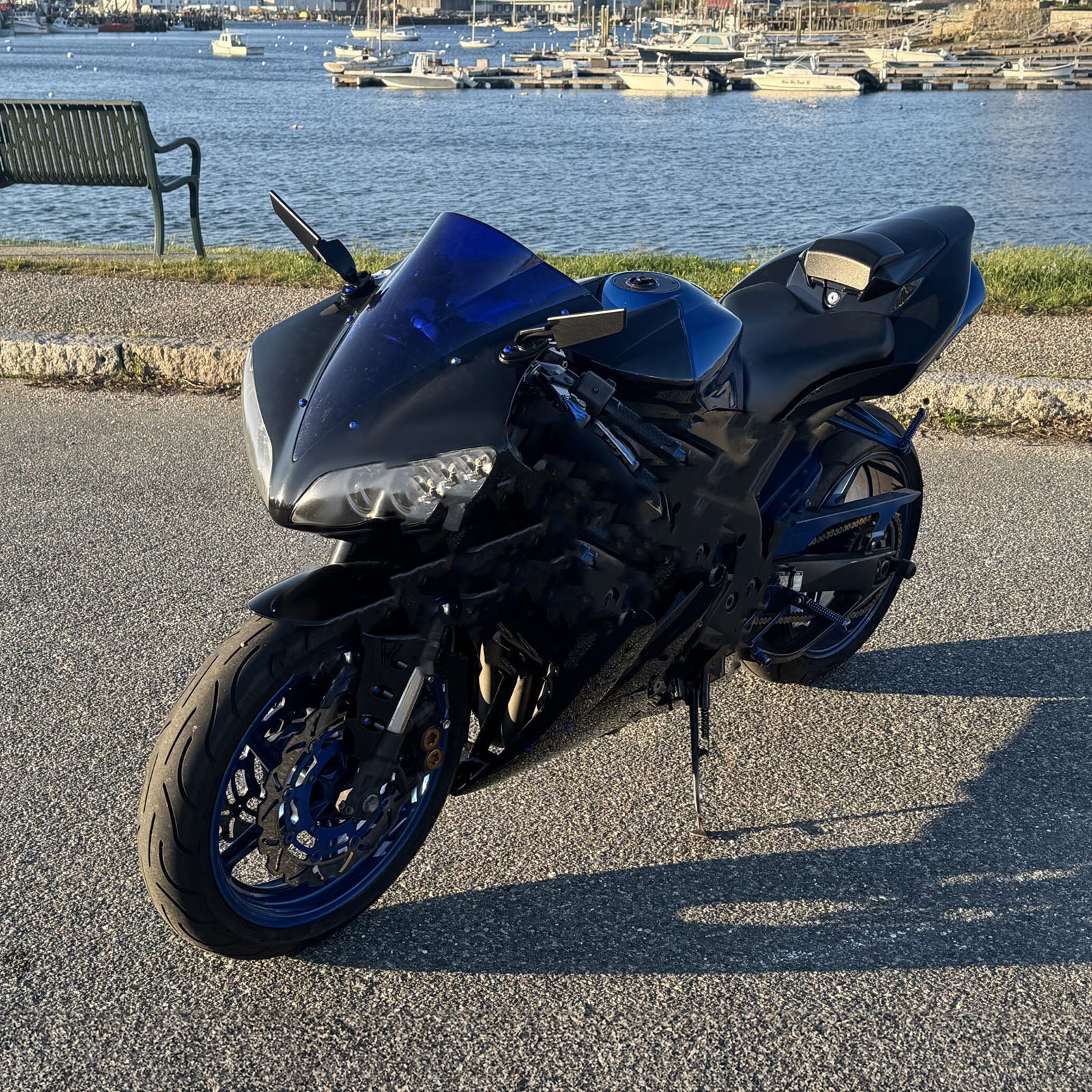 Amotopart 2004-2006 Yamaha YZF-R1 Gloss Black Fairing Kit