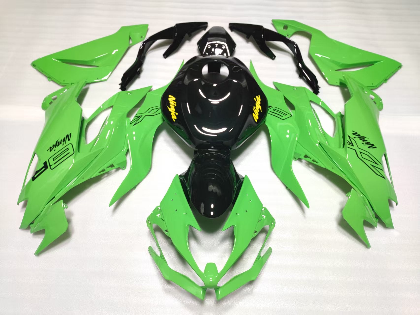 Amotopart 2019-2023 Kawasaki ZX6R Black Green Fairing Kit