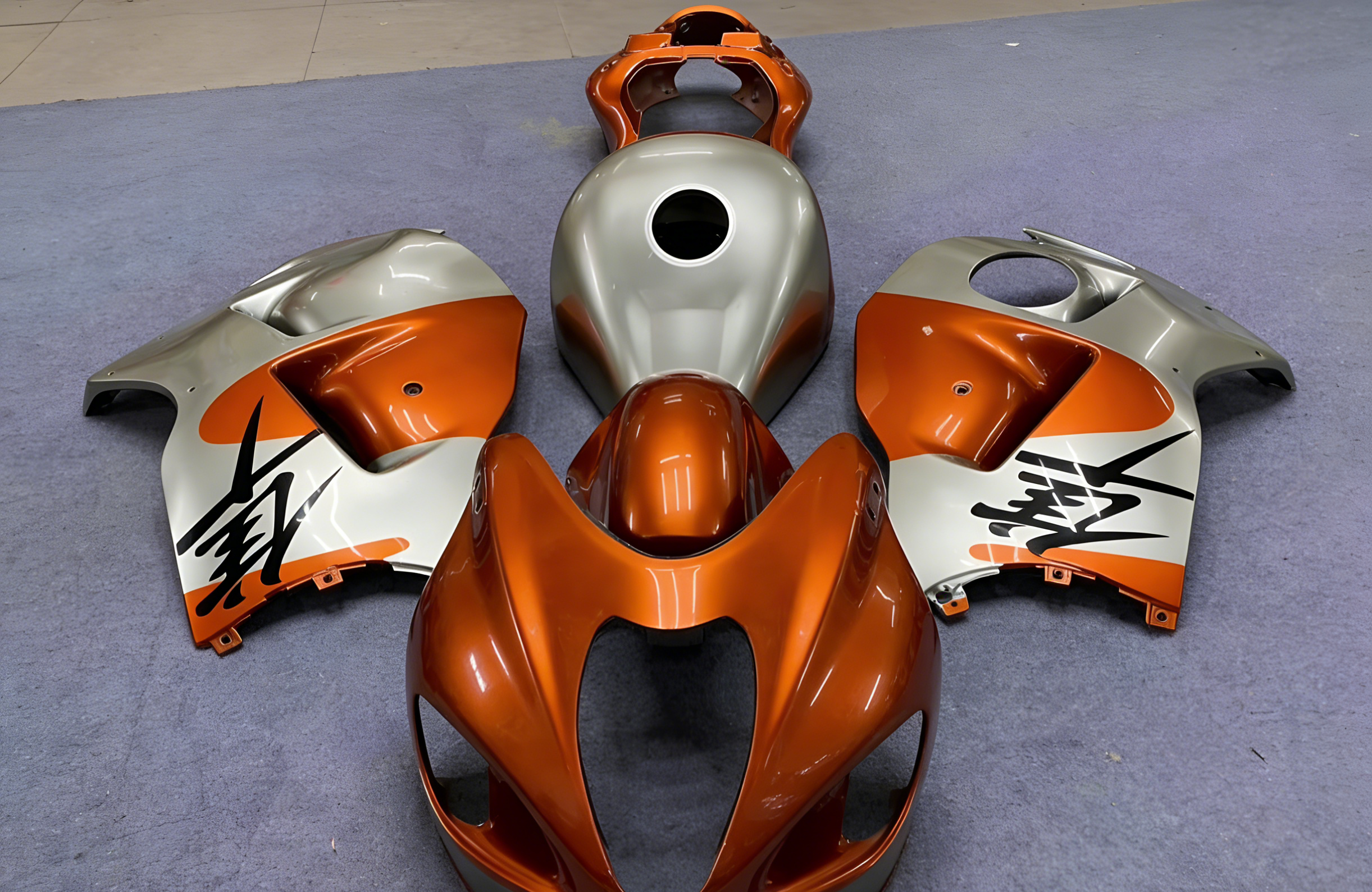 Amotopart 1999-2007 GSX1300R Hayabusa Suzuki Orange & Silver Fairing Kit