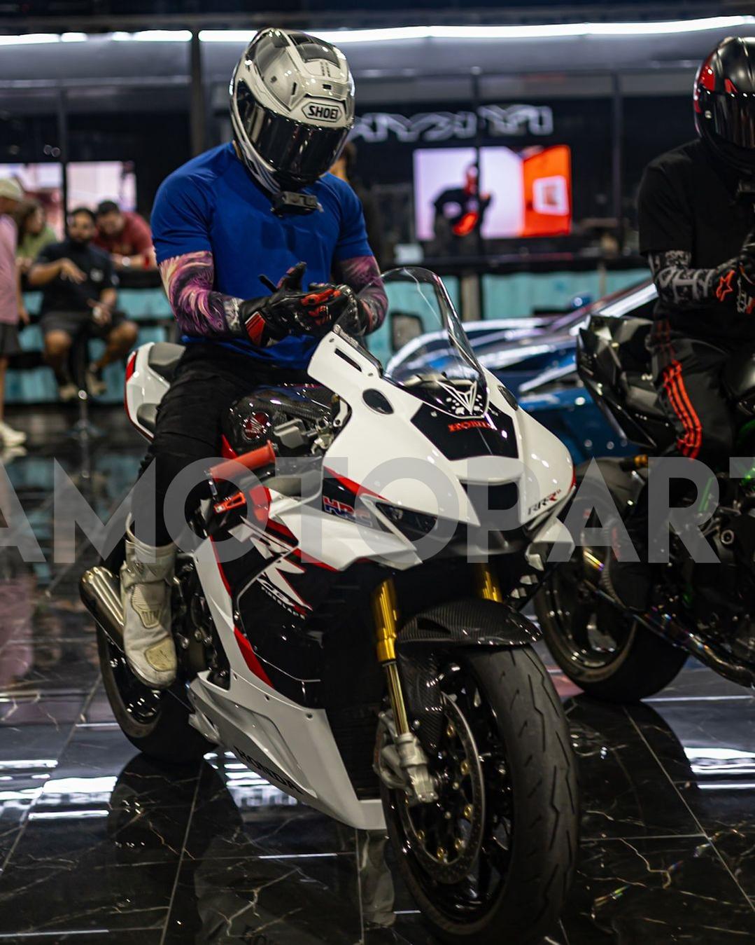 Amotopart 2020-2023 CBR1000RR-R Honda White&Red Style2 Fairing Kit