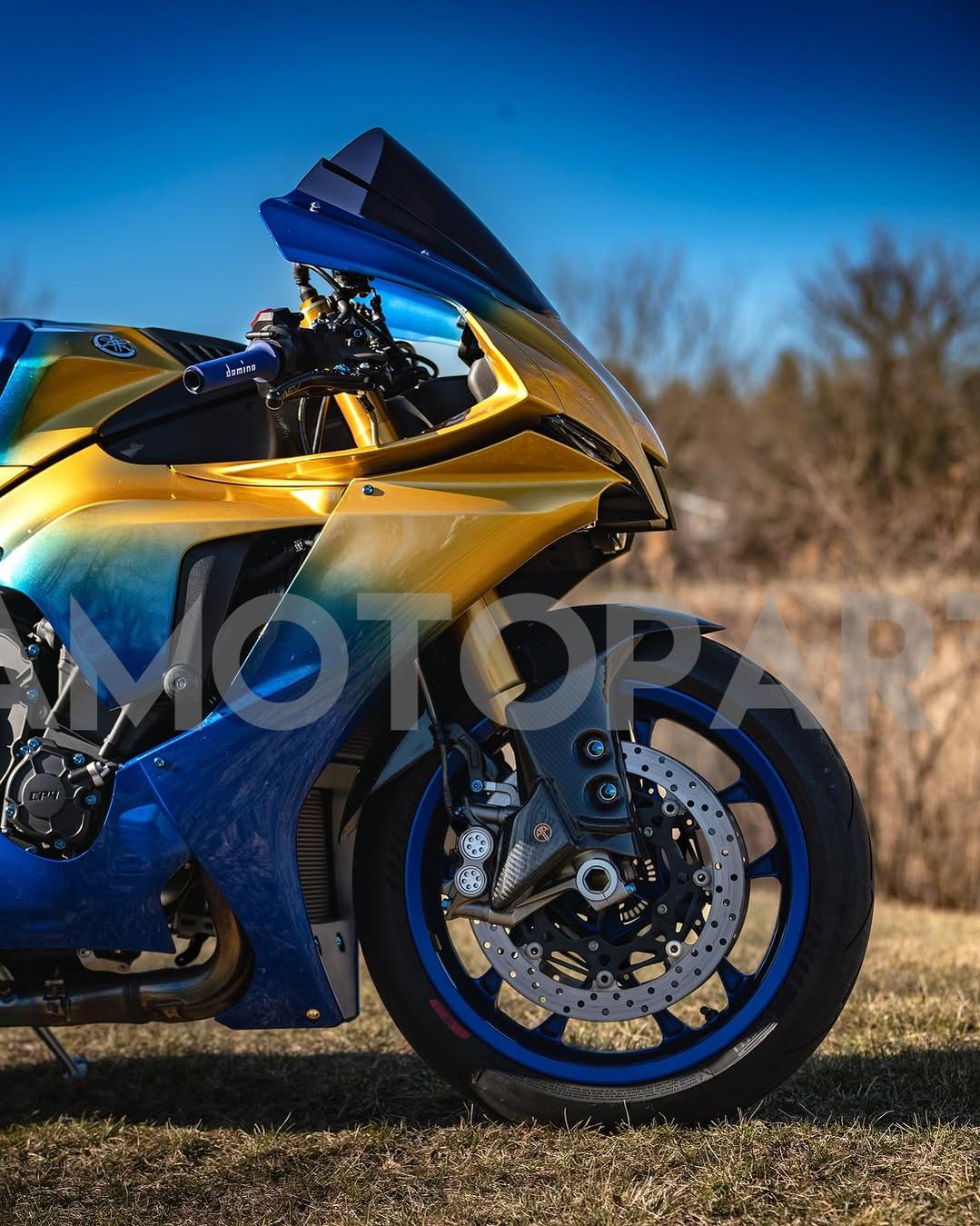 Amotopart 2020-2025 Yamaha YZF R1 Blue Gold Fairing Kit