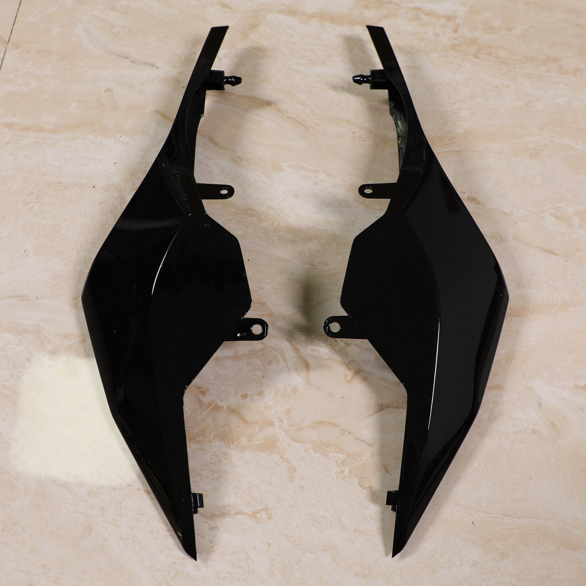 Amotopart 2019–2020 Honda CB650R schwarzes Verkleidungsset