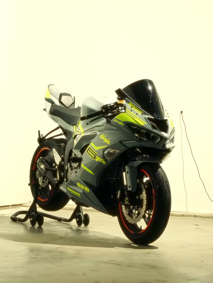 Amotopart 2019-2023 Kawasaki ZX6R GRAU GRAY YEBE KIT