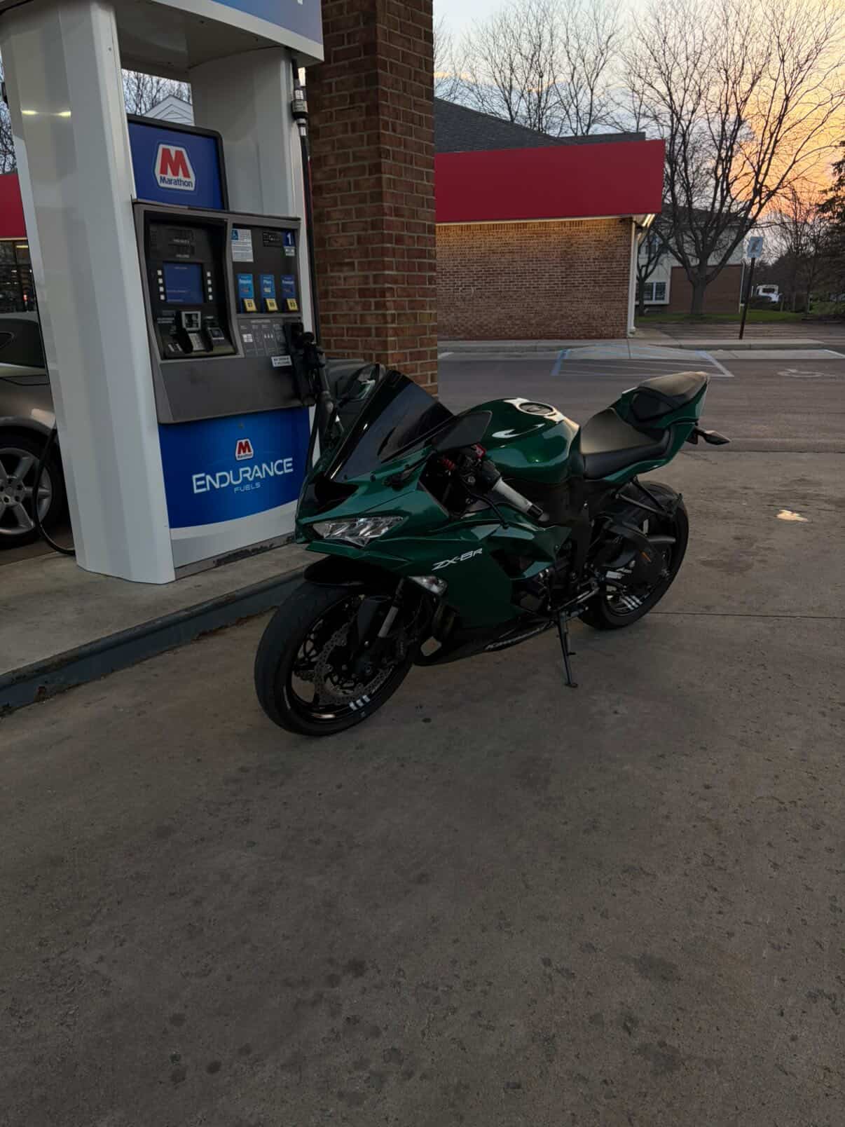Amotopart 2019-2023 Kawasaki ZX6R Metallic Green Fairing Kit