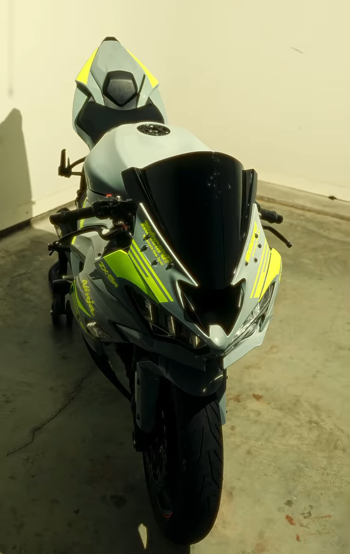 Amotopart 2019-2023 Kawasaki ZX6R GRAU GRAY YEBE KIT