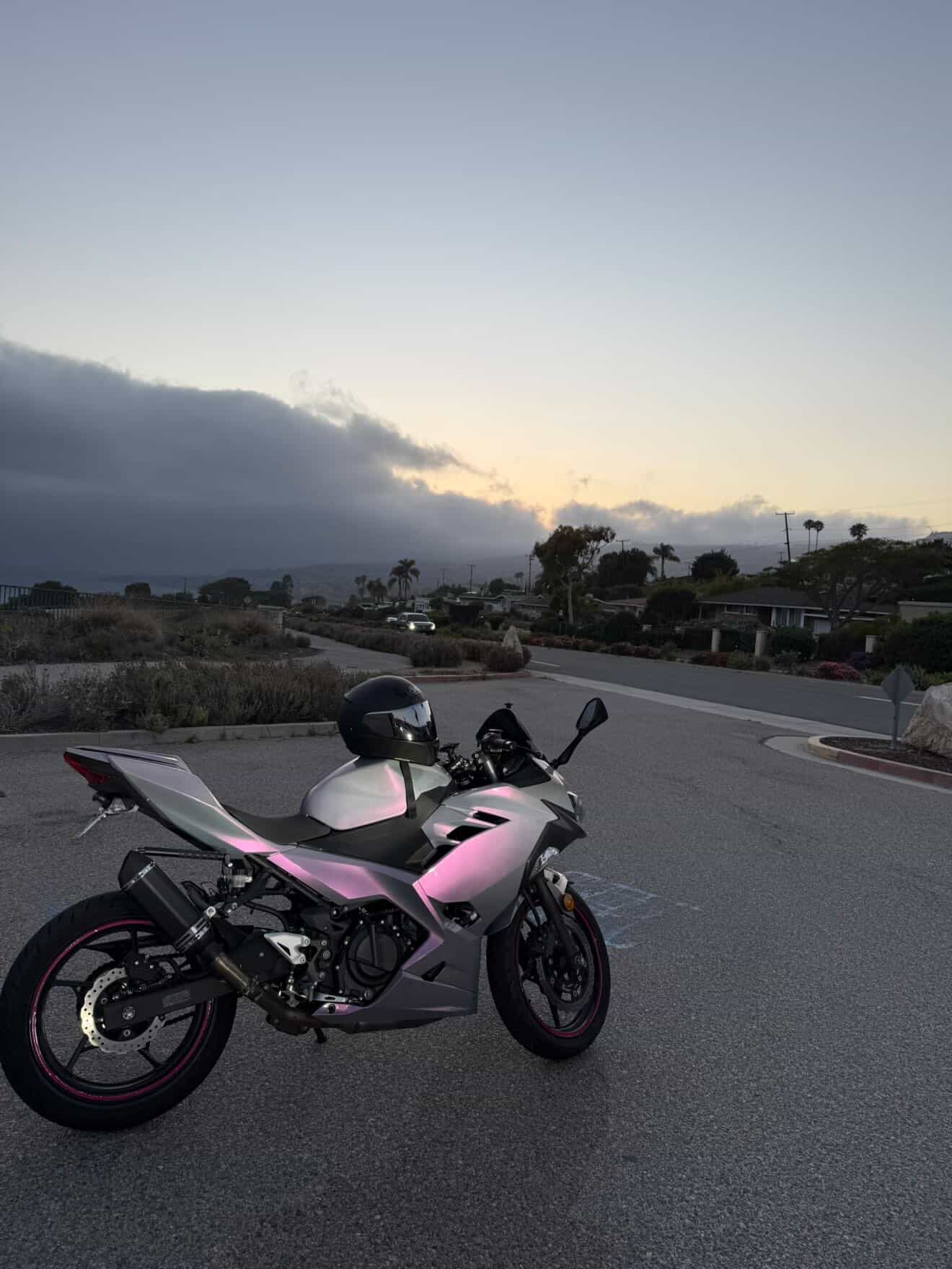 Amotopart Kawasaki EX400/Ninja400 2018-2023 Pink&Grey Verkleidungssatz