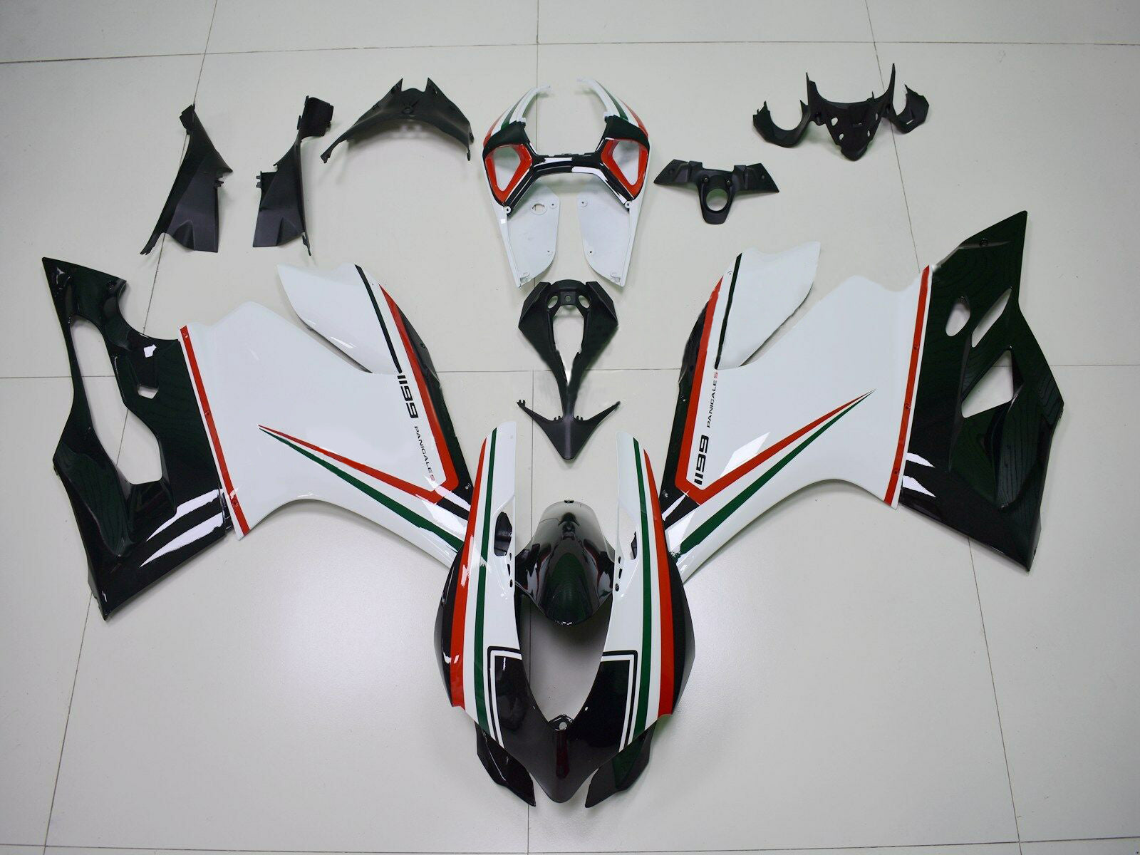 Amotopart 2012-2015 Ducati 899 White Black & Green Red Lines Fairing Kit