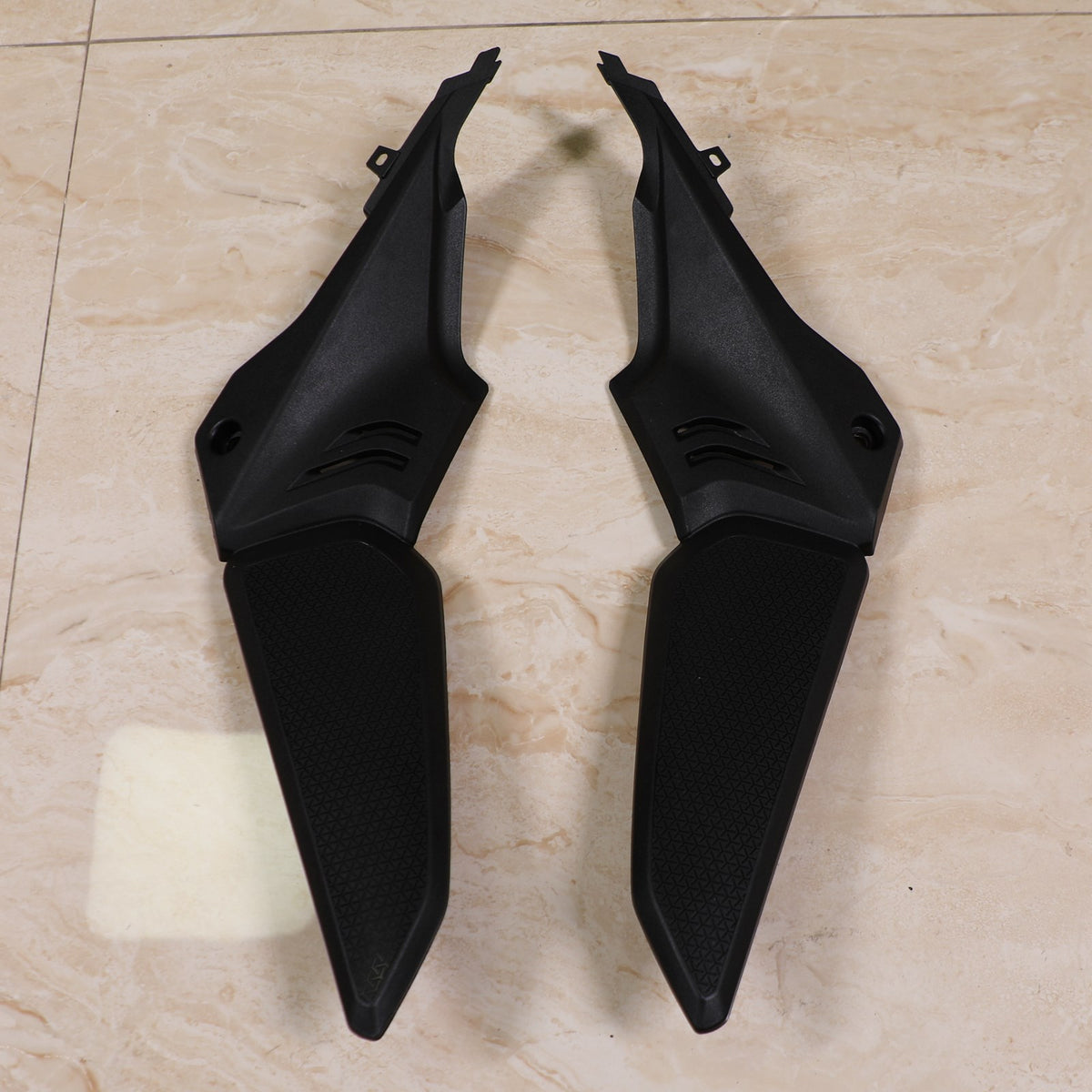 Amotopart 2019-2020 Honda CB650R Black Fairing Kit