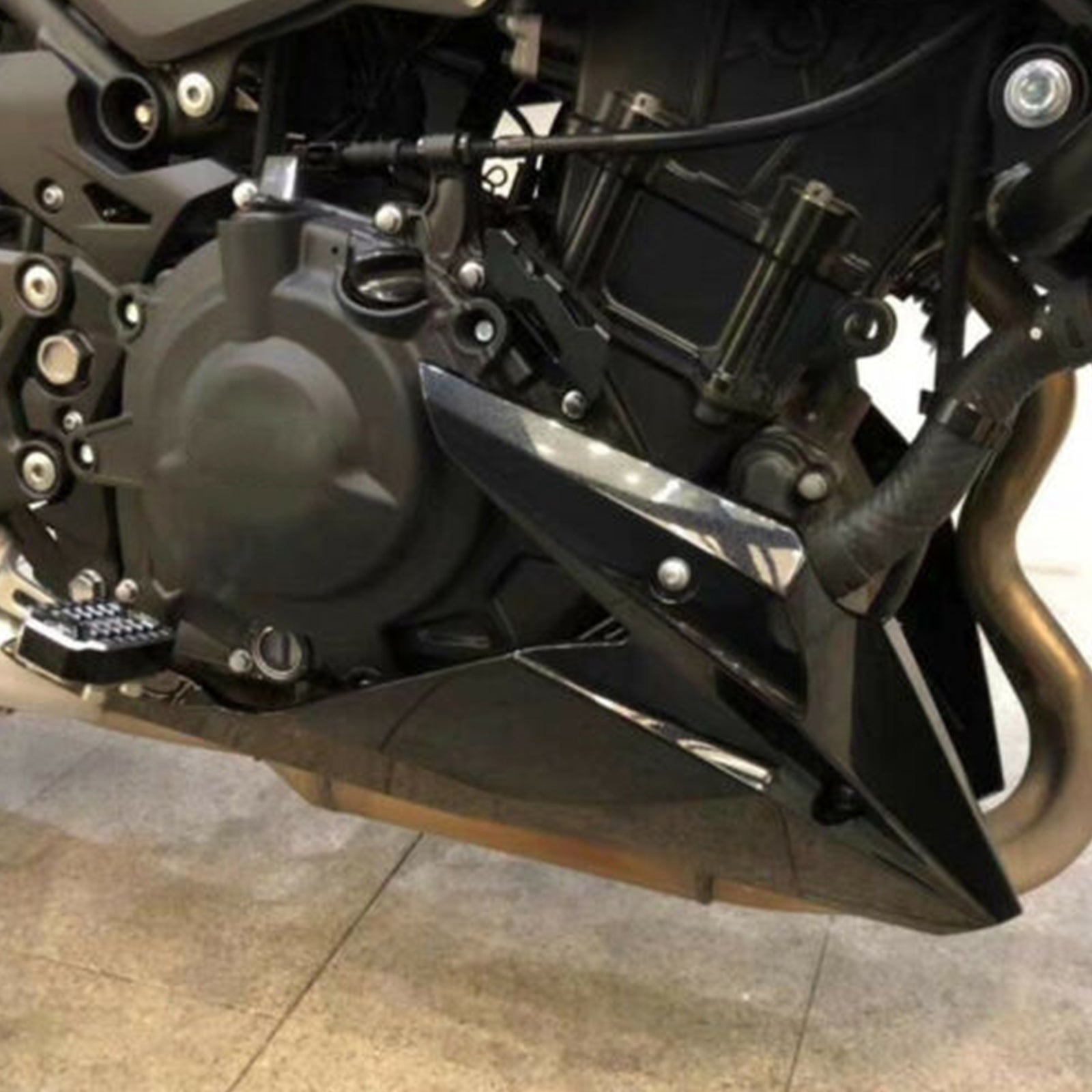 18-23 Kawasaki Z400 Engine Panel Belly Pan Lower Cowling Cover Fairing Gloss Black