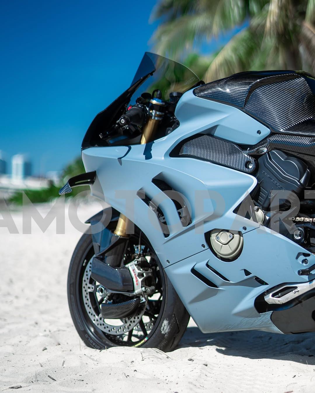 Amotopart Ducati 22-24 Panigale V4 V4S Gray Blue Carbon Fairing Kit