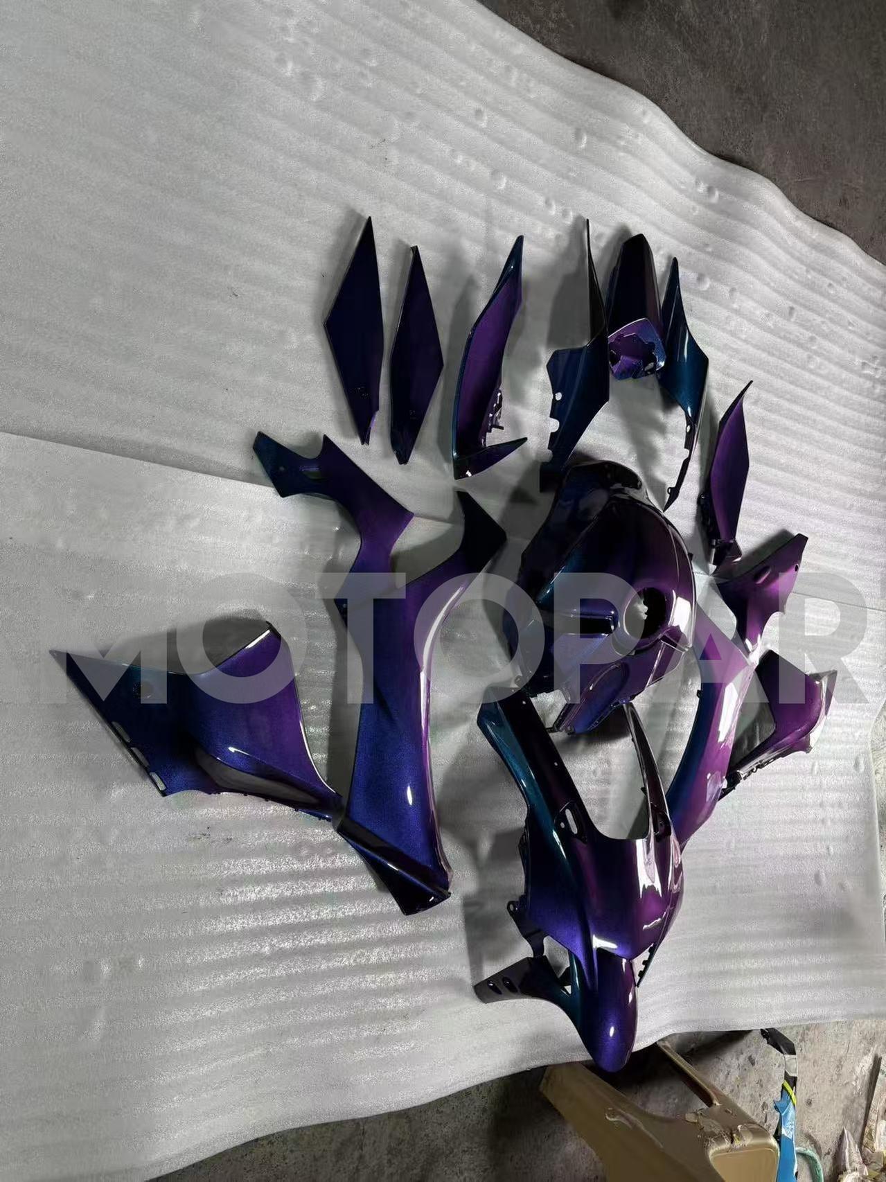 Amotopart 2020-2025 Yamaha YZF R1 Gradient Blue Purple Fairing Kit