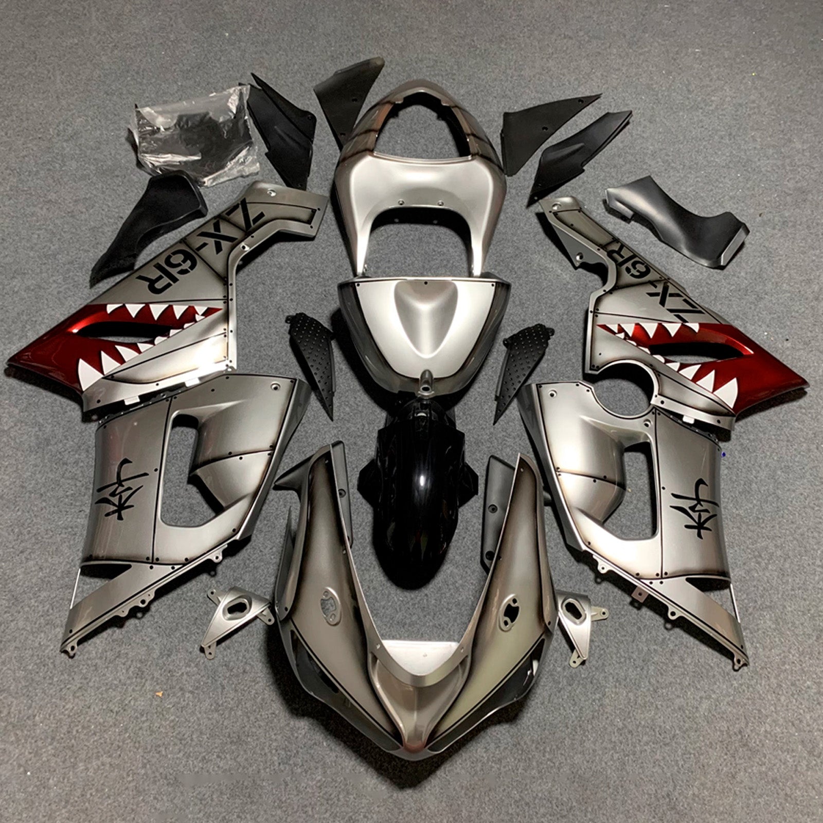 Amotopart 2005-2006 Kawasaki ZX6R 636 Silver Red Fairing Kit