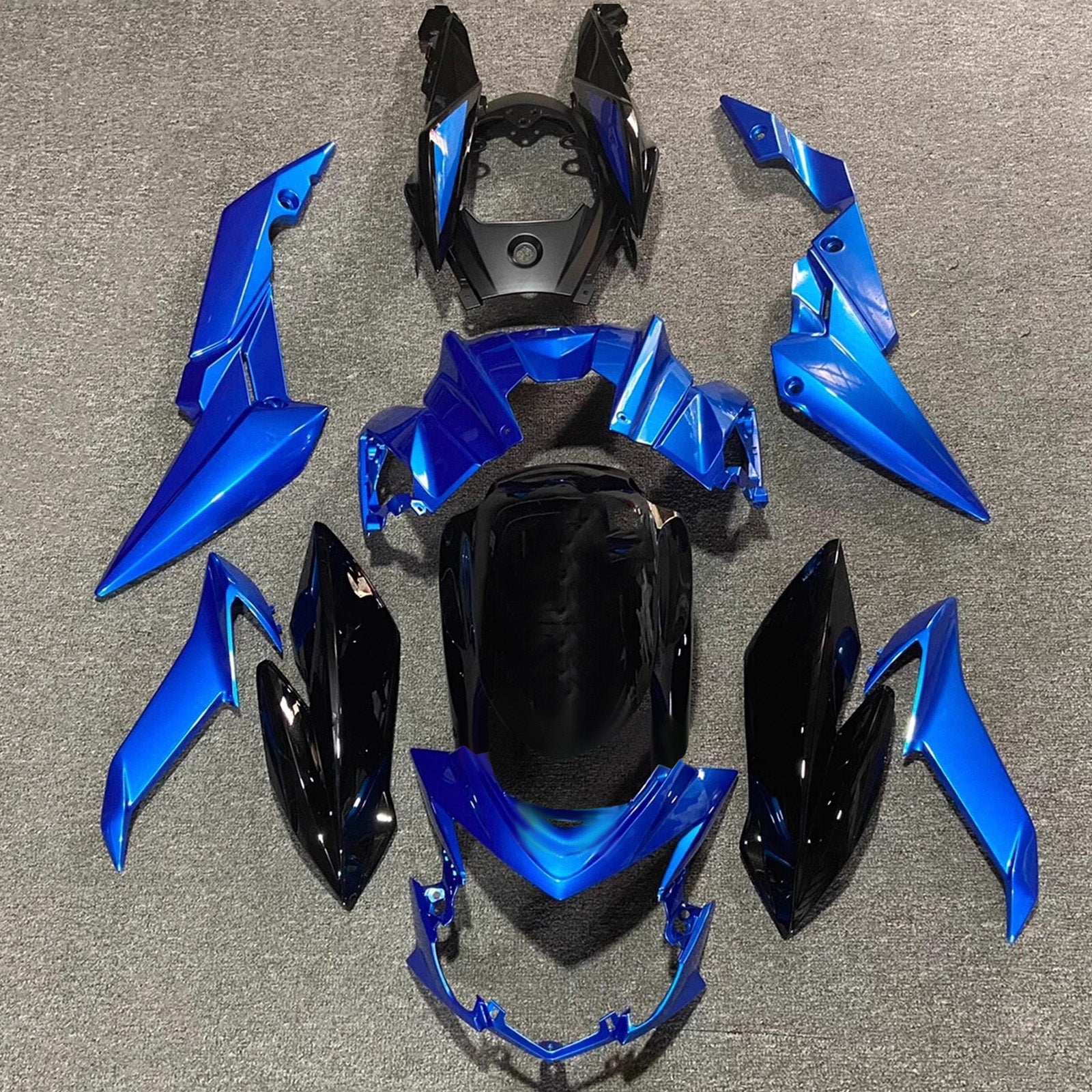 Amotopart 2017-2022 Suzuki GSXS 750 Blue Black Fairing Kit