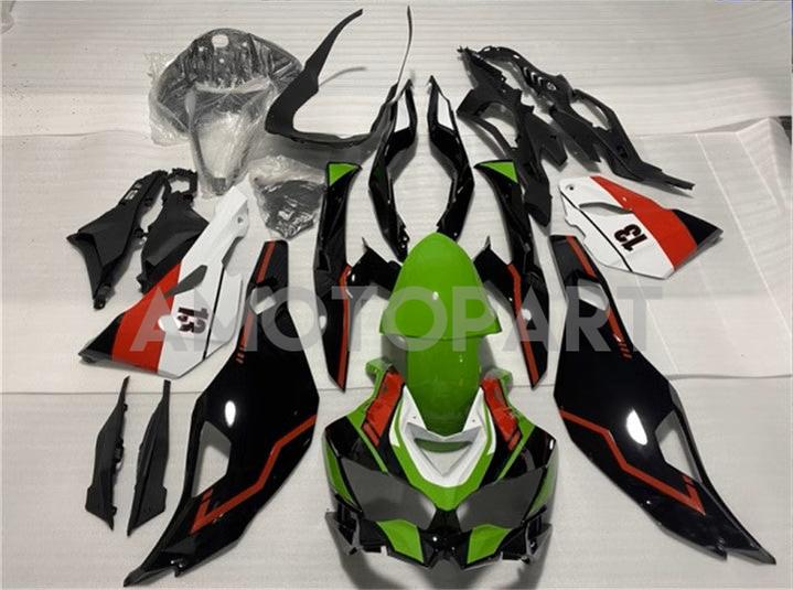 Amotopart Kawasaki 2019-2025 Kawasaki Ninja ZX25R ZX4R ZX4RR Black White Green & Red Fairing Kit