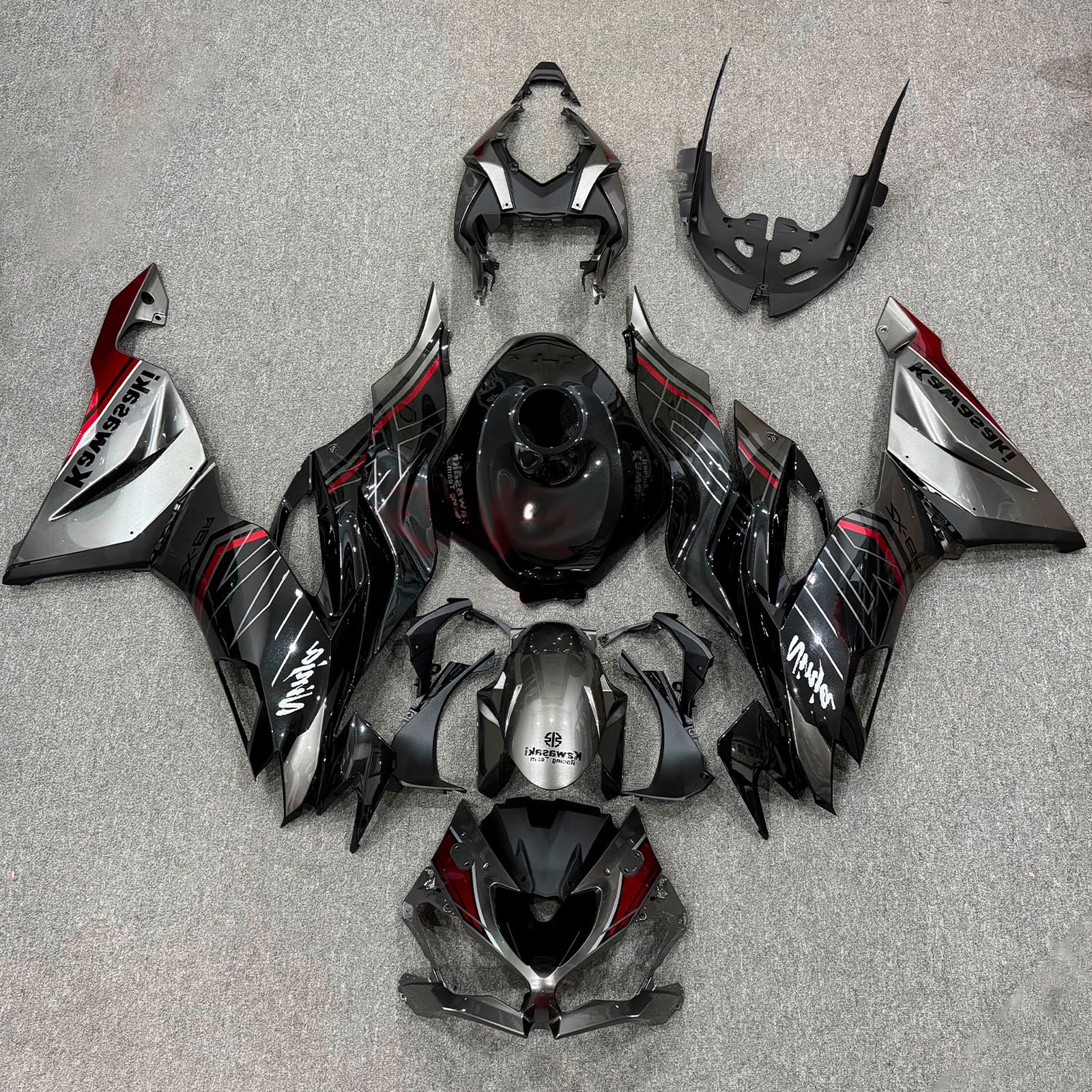 Amotopart 2019-2023 Kawasaki ZX6R Black Silver Red Fairing Kit