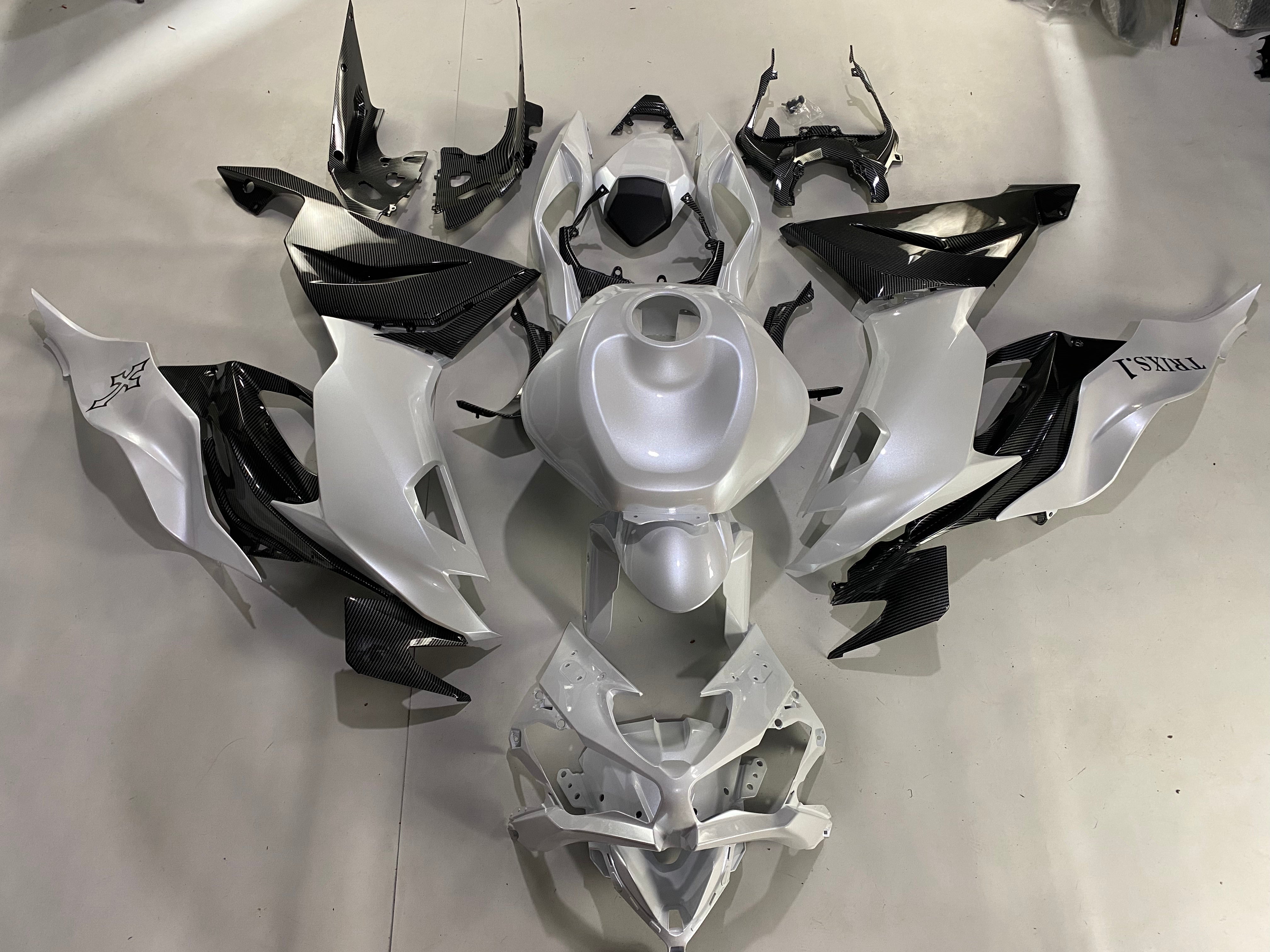 Amotopart 2019-2023 Kawasaki ZX6R カーボンパールホワイトフェアリングキット