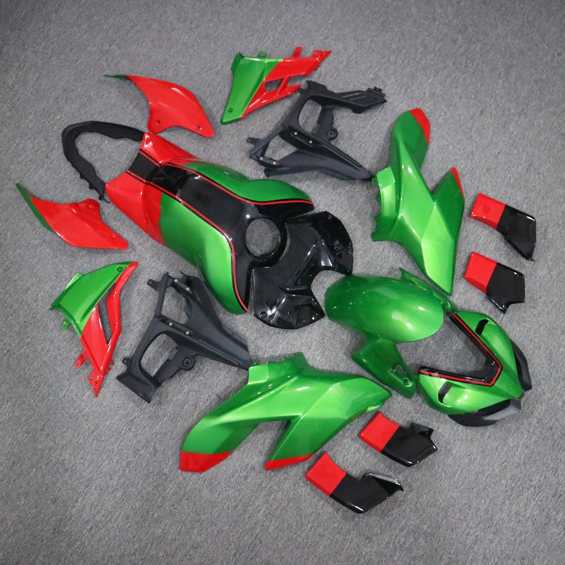 Amotopart 2020-2022 Ducati Streetfighter V4 Silvery Green Red airing Kit