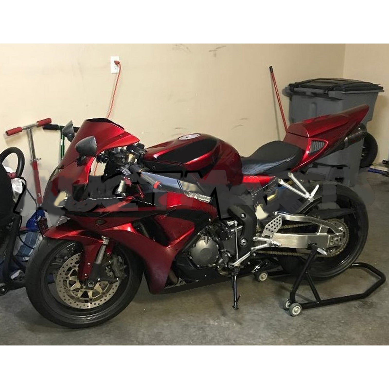 Amotopart 2006-2007 Honda CBR1000RR Fairing Red Black Sliver Kit