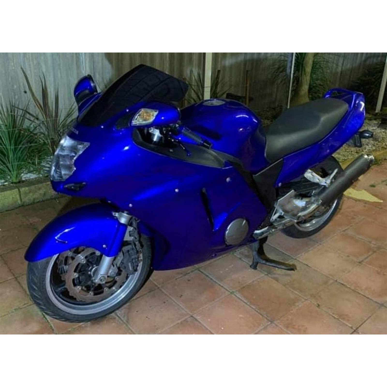 Amotopart 1996-2007 Honda CBR1100XX SuperBlackBird Fairing Glossy Blue Kit