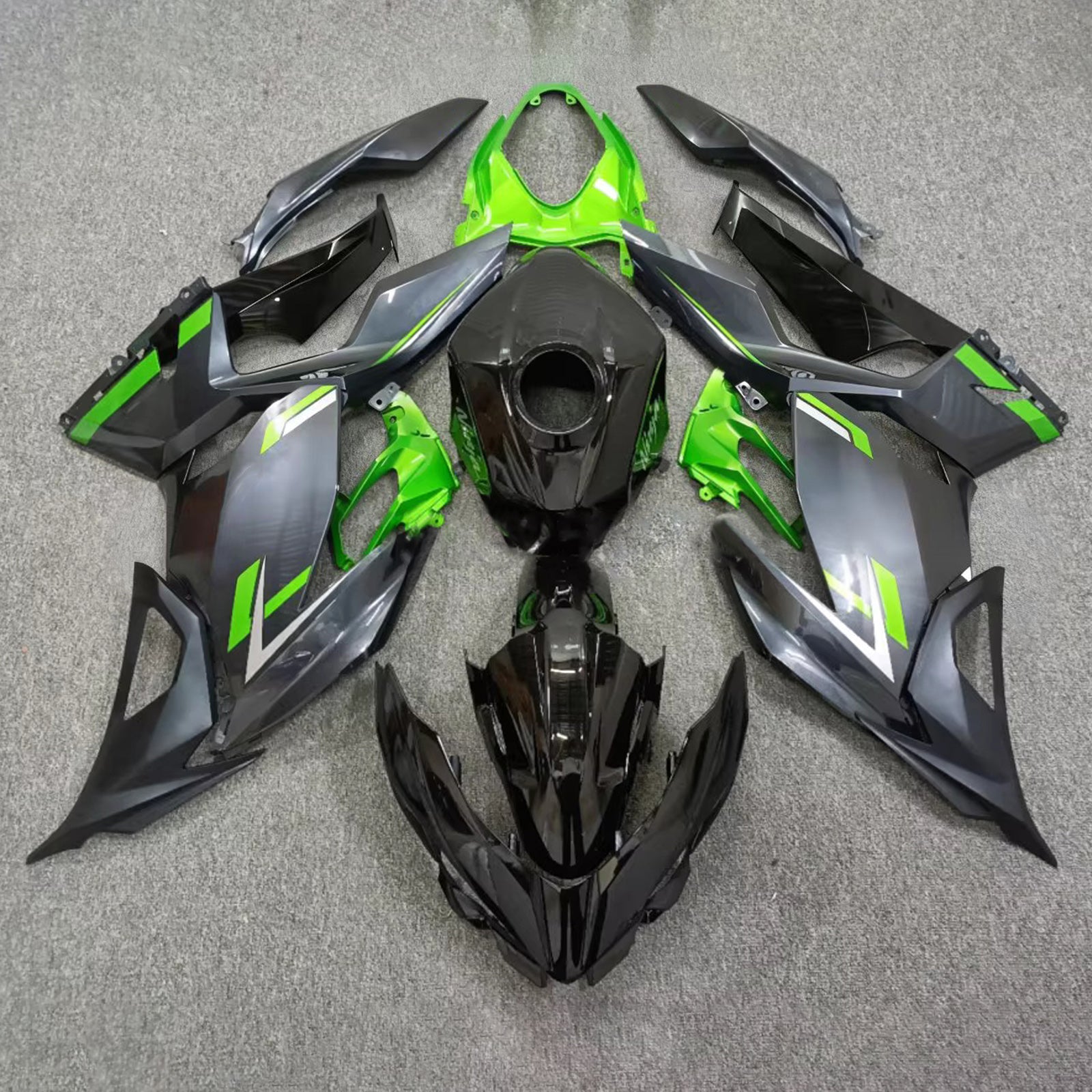 Amotopart 2018-2024 Kawasaki EX400/Ninja400 Black Green Fairing Kit