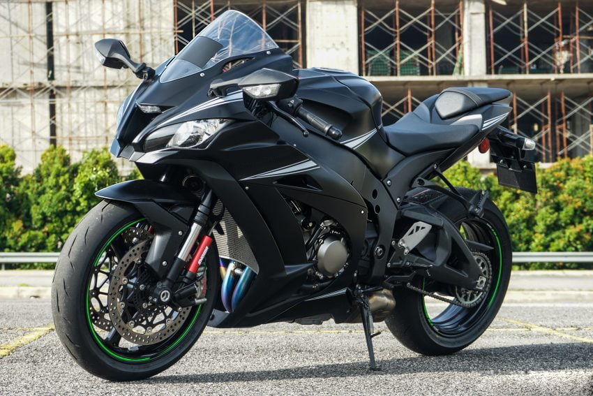 Amotopart Kawasaki 2016-2020 ZX10R Black Style2 Failing Kit