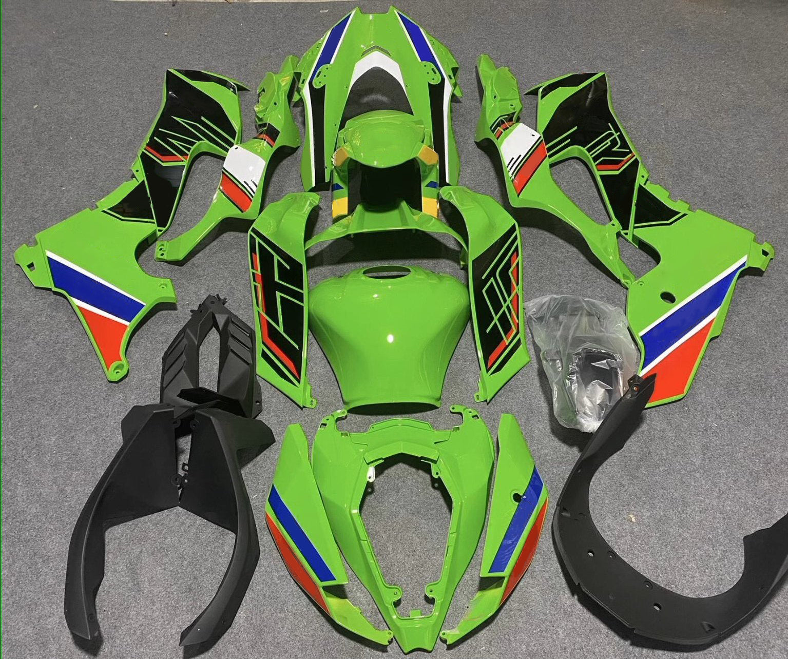 Amotopart 2021-2025 Kawasaki ZX 10RR ZX 10R Black Green Fairing Kit