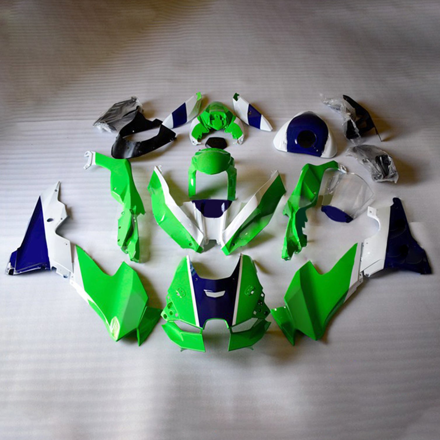 Amotopart 2021-2025 ZX-10R ZX-10RR Kawasaki Green&Blue Fairing Kit