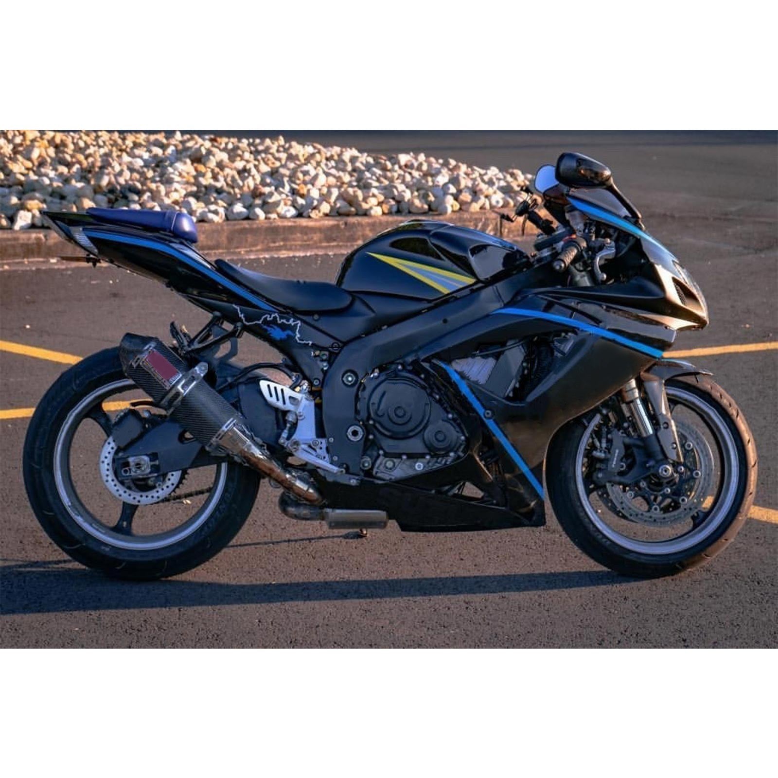 Amotopart 2006-2007 Suzuki GSXR 600/750 MATTE BLACK & BLAUWE KUIST KIT