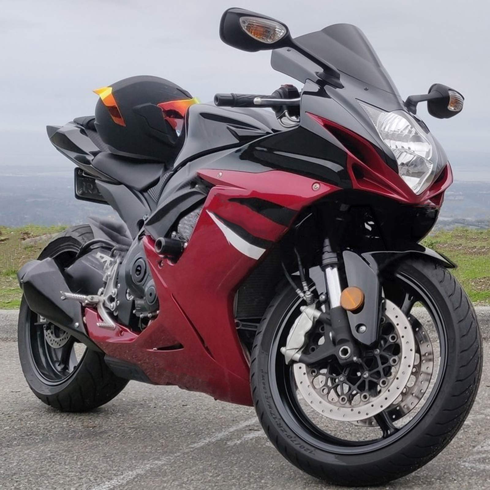 Amotopart Suzuki 2011-2025 GSXR 600/750 Black With Red Fairing Kit