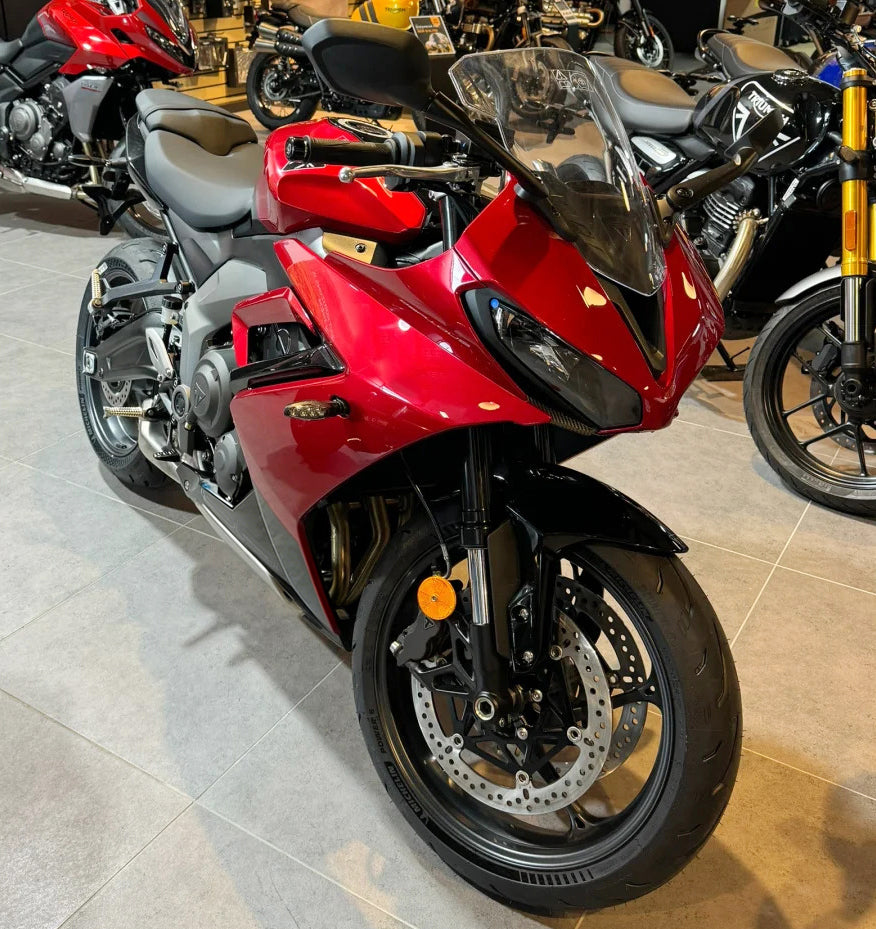 Amotopart 2024-2025 Triumph Daytona 660 Kit de carenado rojo negro brillante