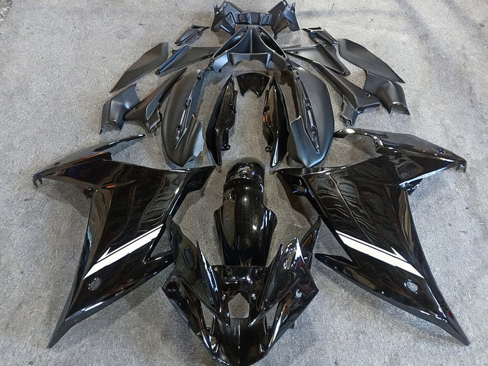 Amotopart 2009-2015 Yamaha FZ6R
All Black Fairing Kit