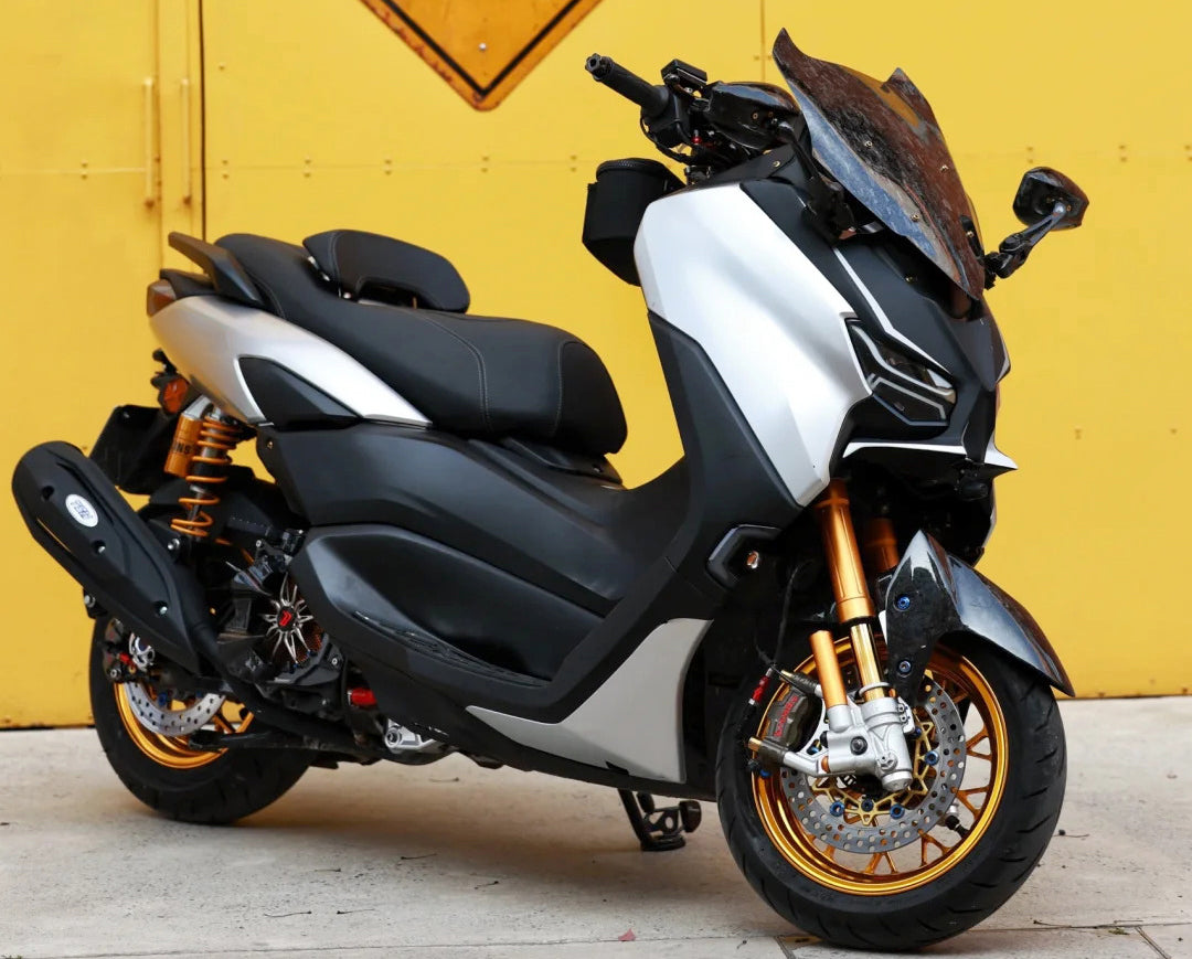Amotopart 2020–2024 Yamaha NMAX 125/155/250 Weiß Silber Schwarz Verkleidungsset