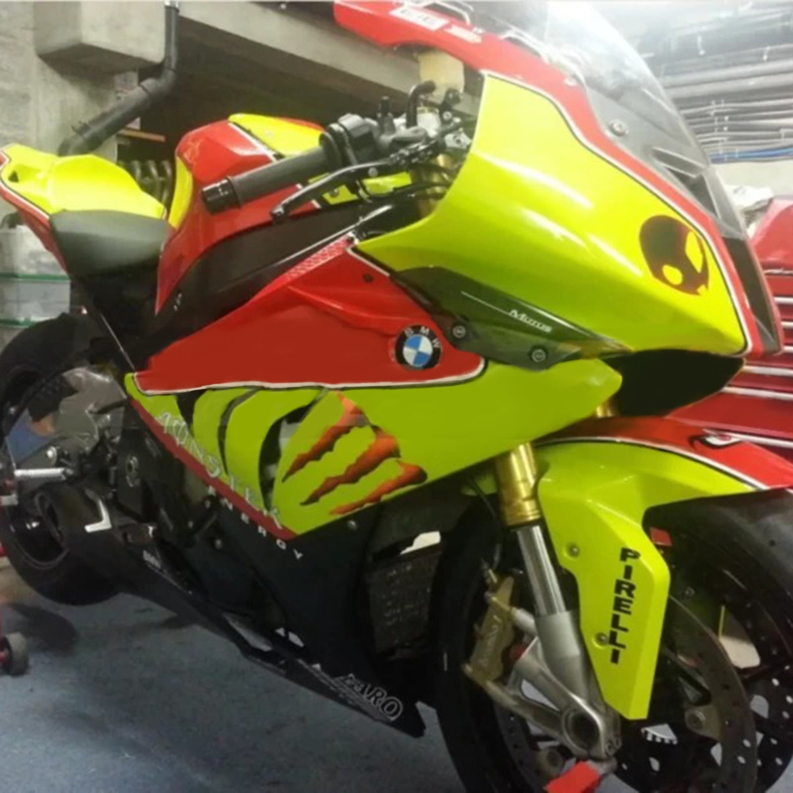 AmotOPart BMW S1000RR 2009-2014 Geel- en rode kuipenkit