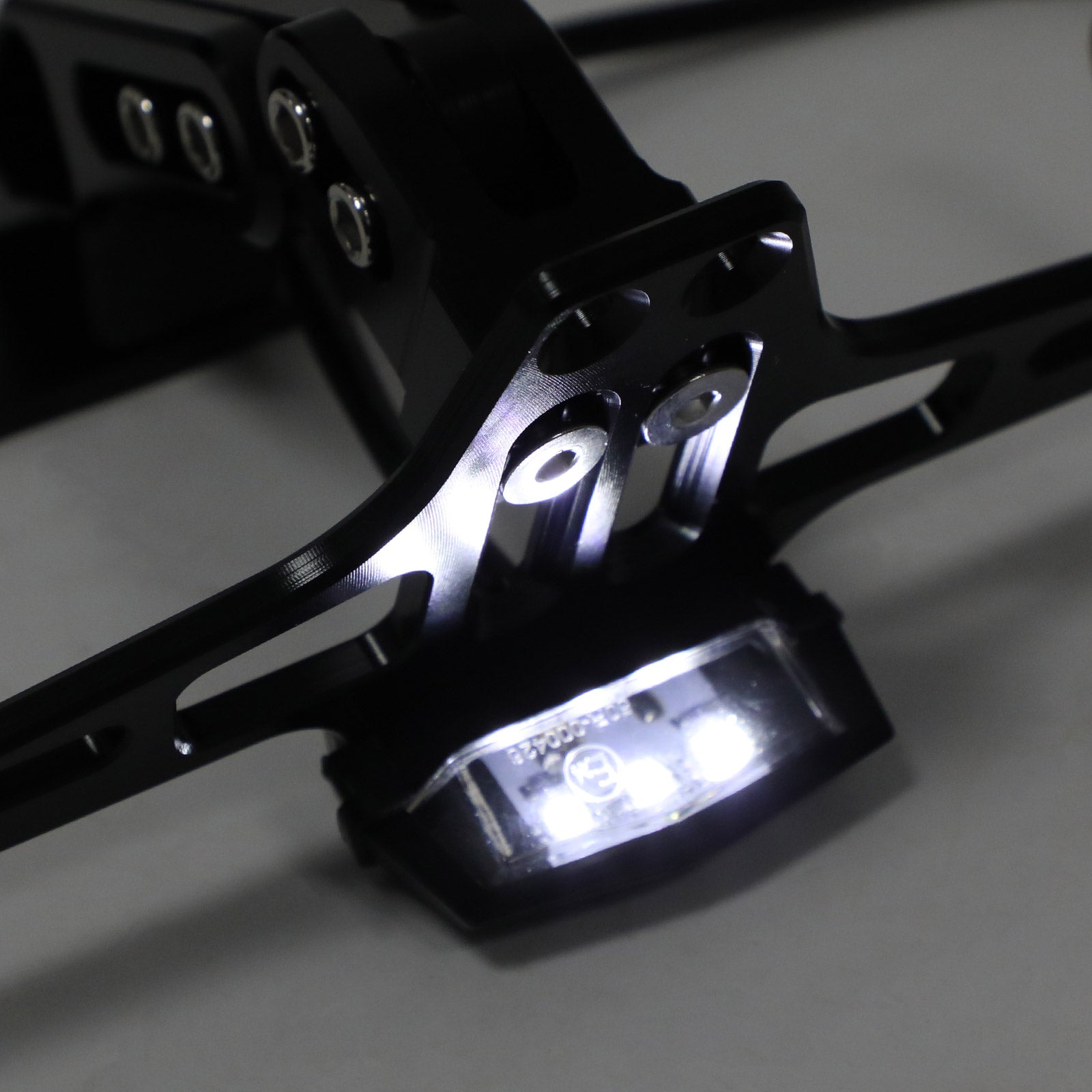 Yamaha BWS R25 R3 MSX Plaque d'immatriculation support Fender Eliminator Black